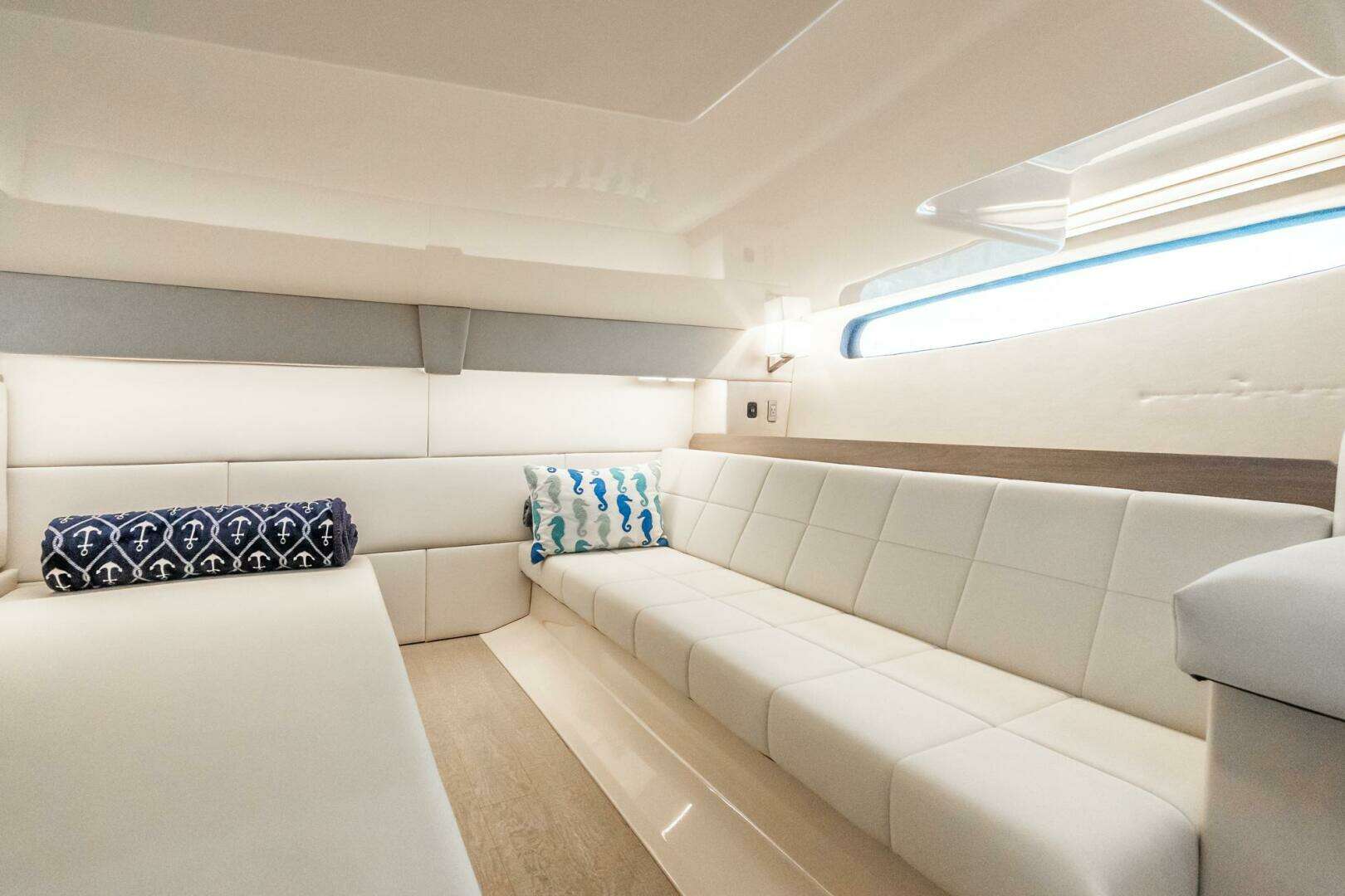 2022 Regal 36 Grande Coupe - Image 58