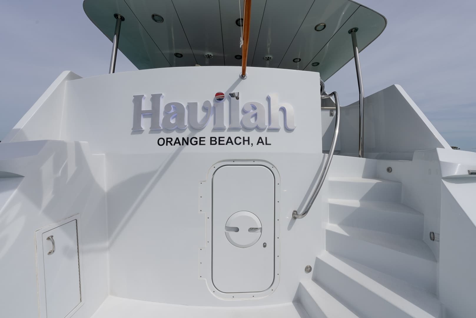 2004 Hatteras Sport Deck - Image 44