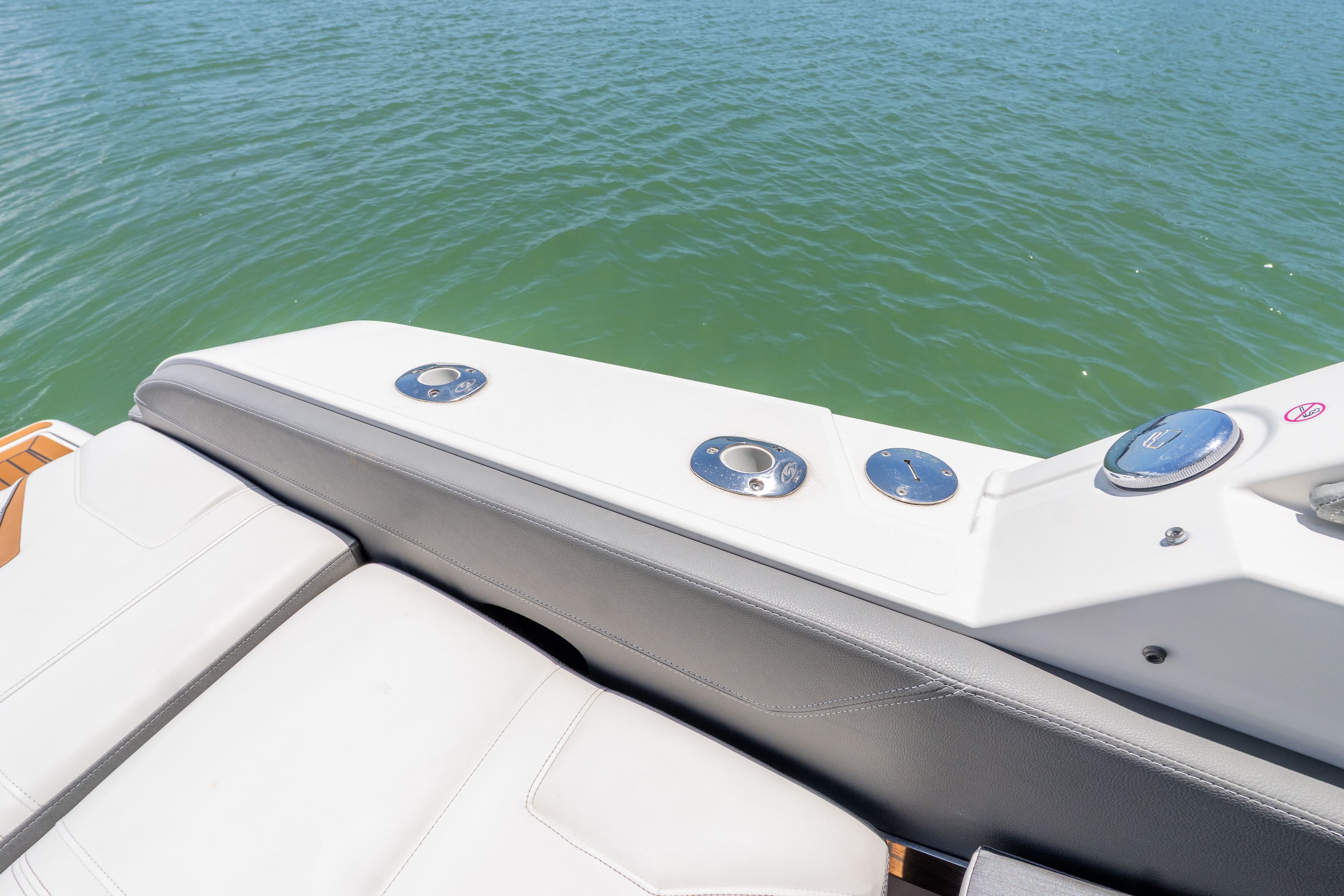 2020 Tiara Yachts 34lx - 31