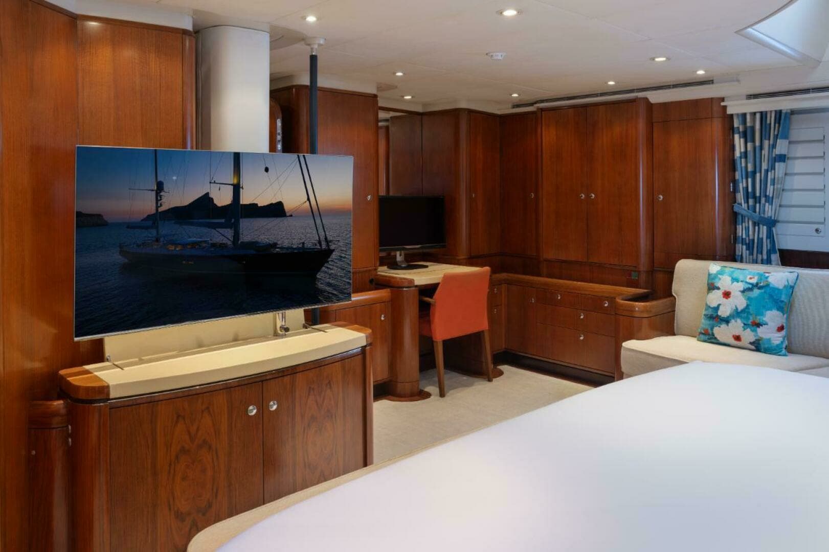 2005 Royal Huisman Ketch Sailing Yacht - Image 18