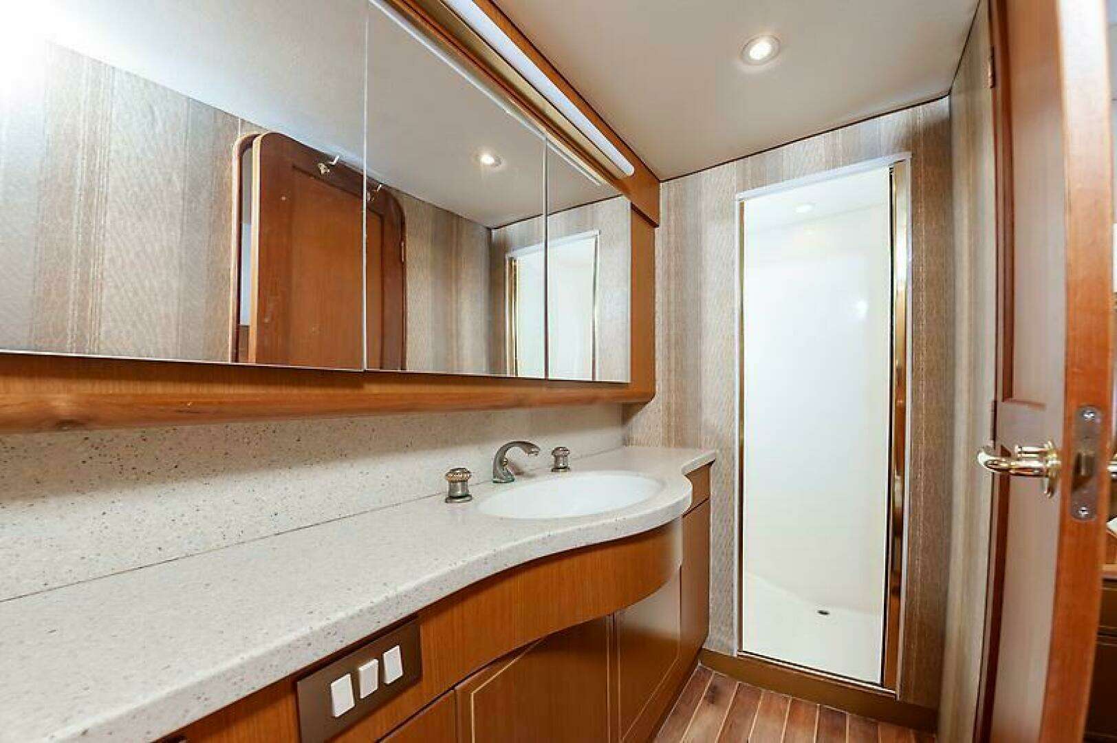 2003 Ocean 57 Convertible - Image 49