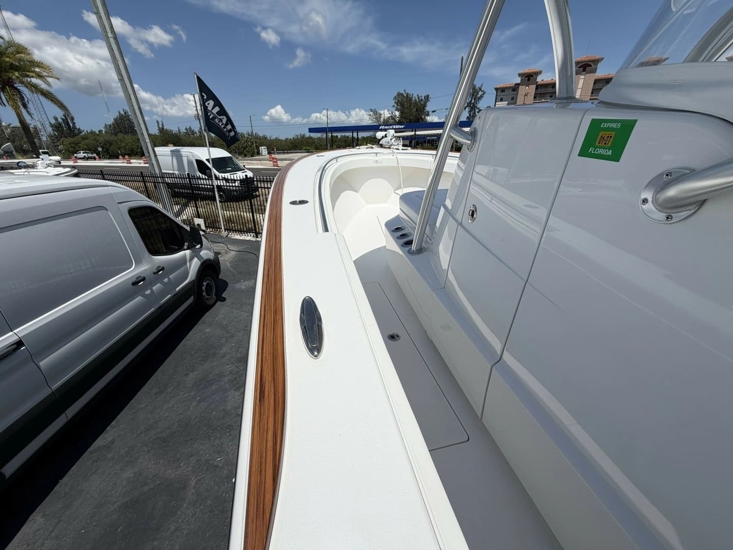 2023 Valhalla Boatworks V33 - Image 9