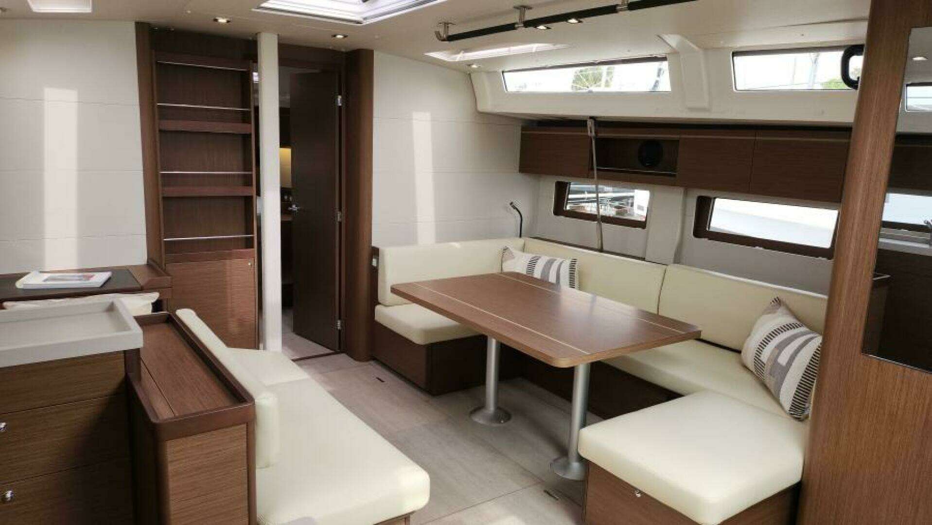 2024 Beneteau Oceanis 51.1 - Image 6