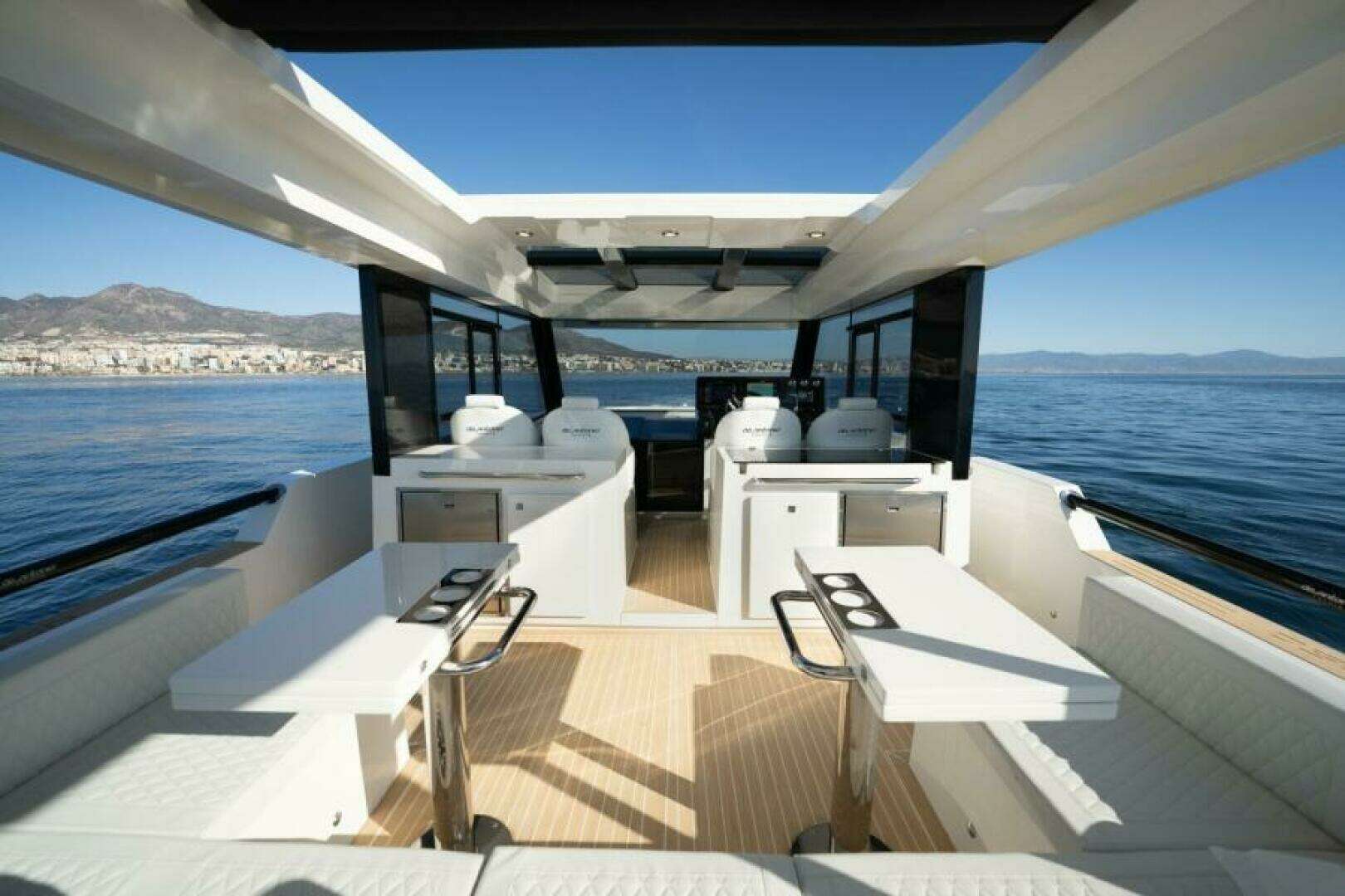 2026 De Antonio Yachts 50 Coupe - Image 15