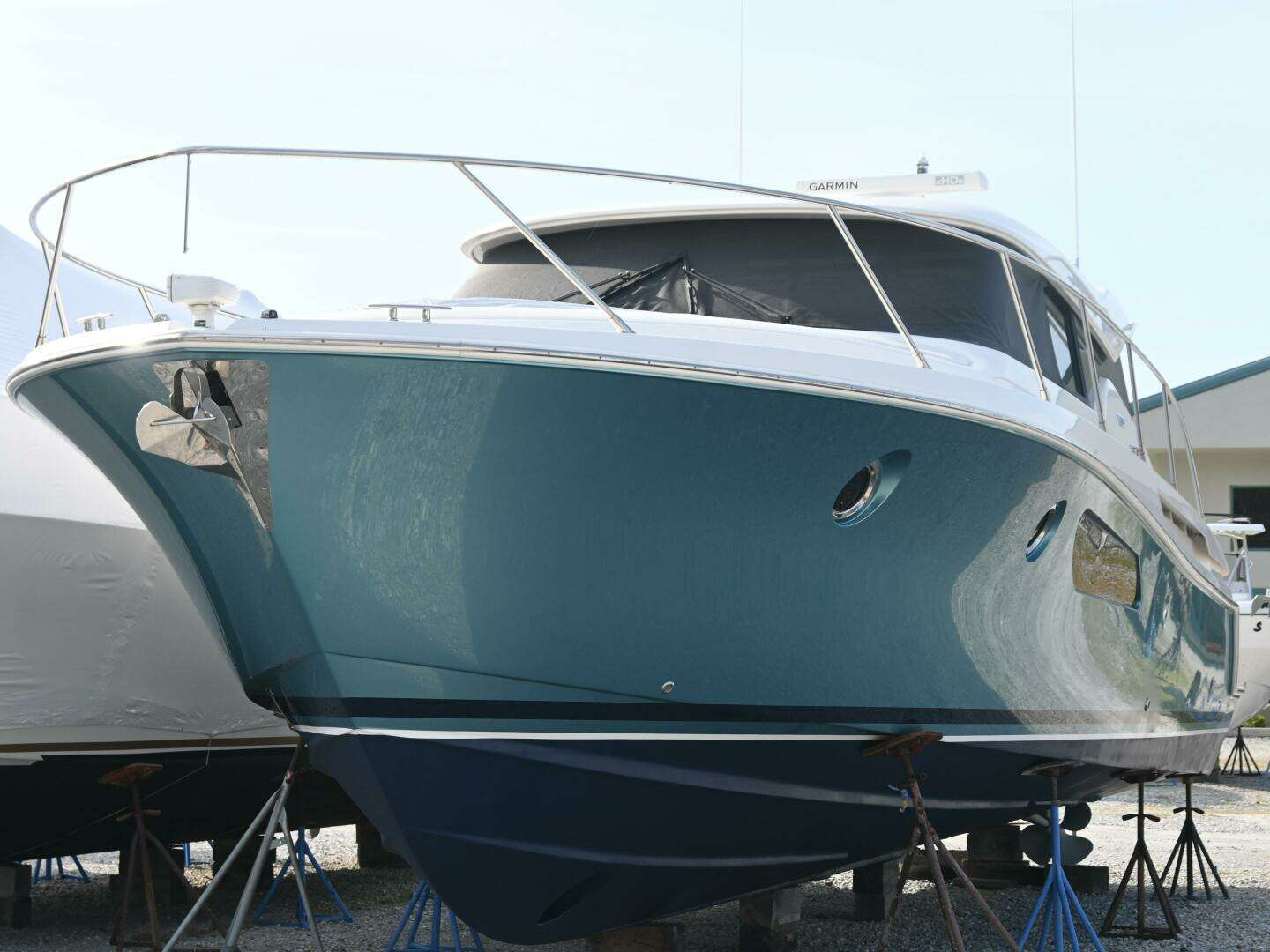 2017 Tiara Yachts 44 Coupe - Image 4