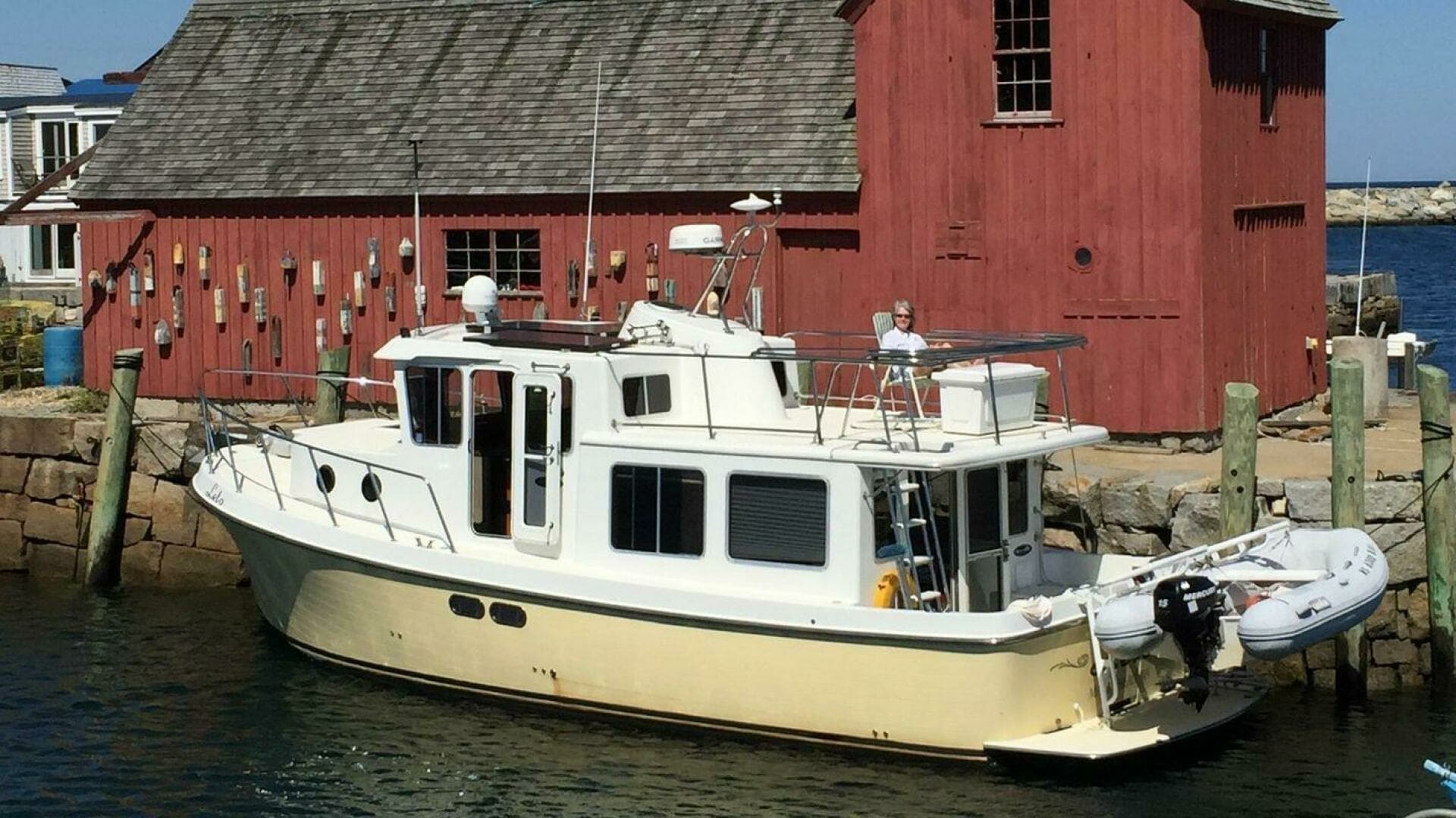 2001 American Tug 34 - Image 3