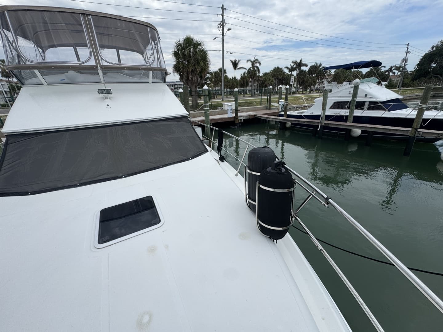 2001 Sea Ray 380 Aft Cabin - Image 90