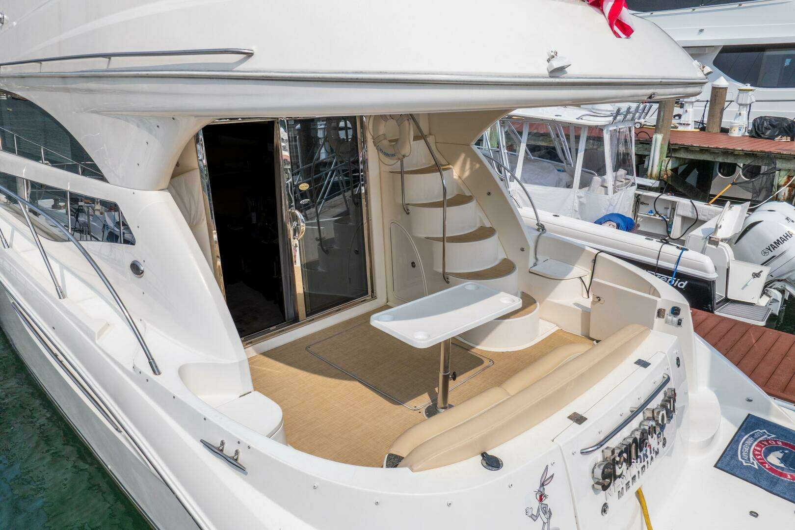 2009 Meridian 441 Sedan - Image 9