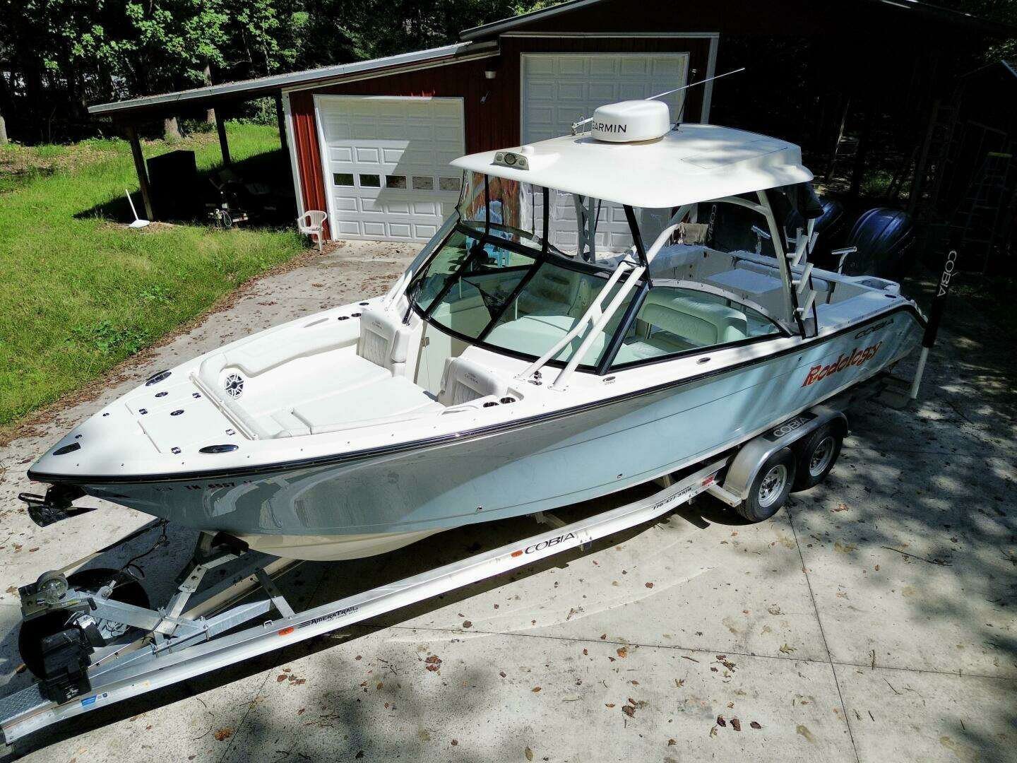 2022 Cobia 280 DC - Image 6