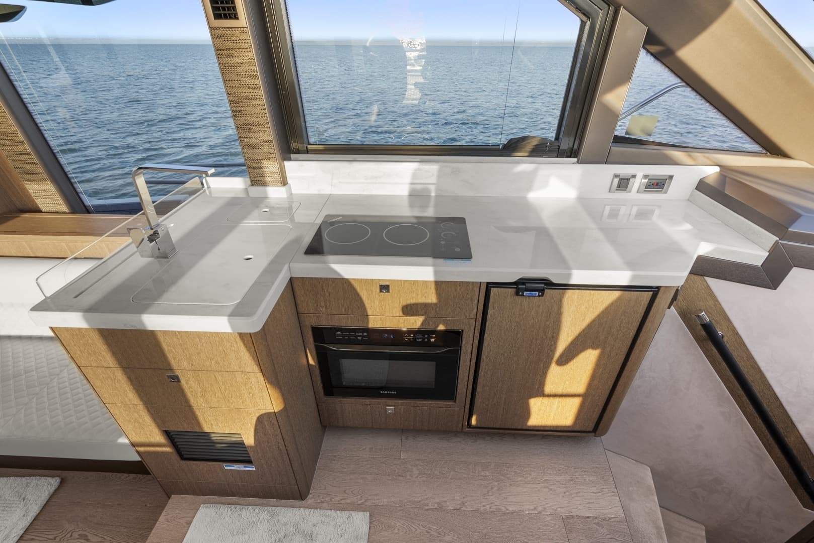 2023 Galeon 400 Flybridge - Image 23