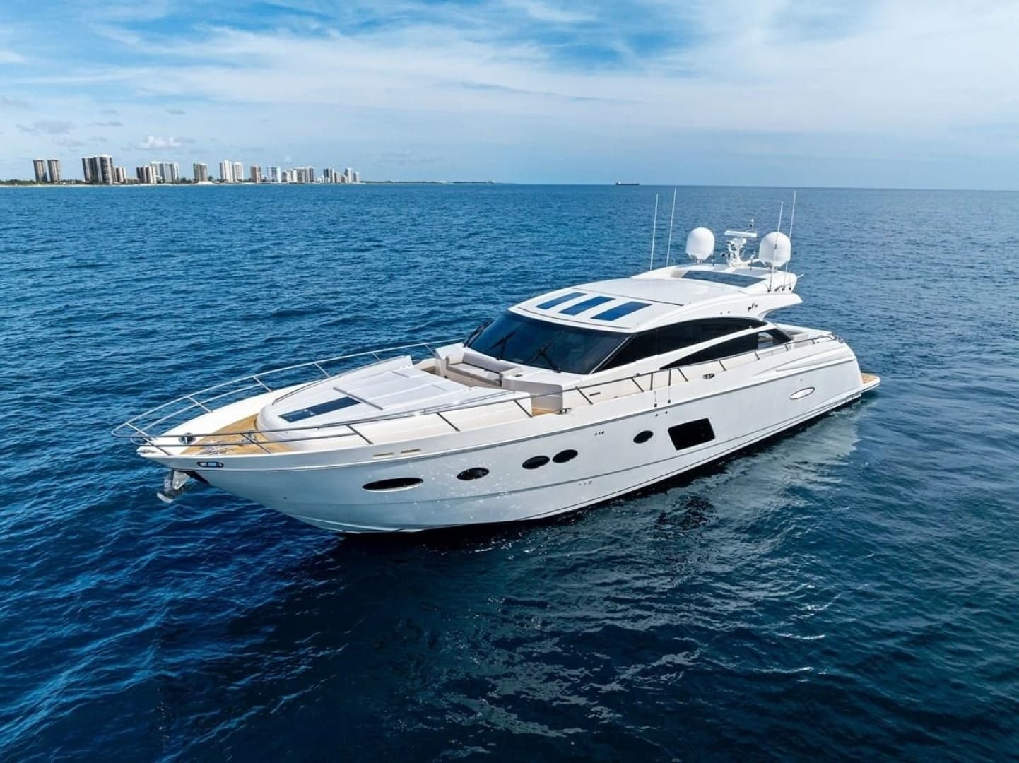 2013 Princess 78 - Image 9