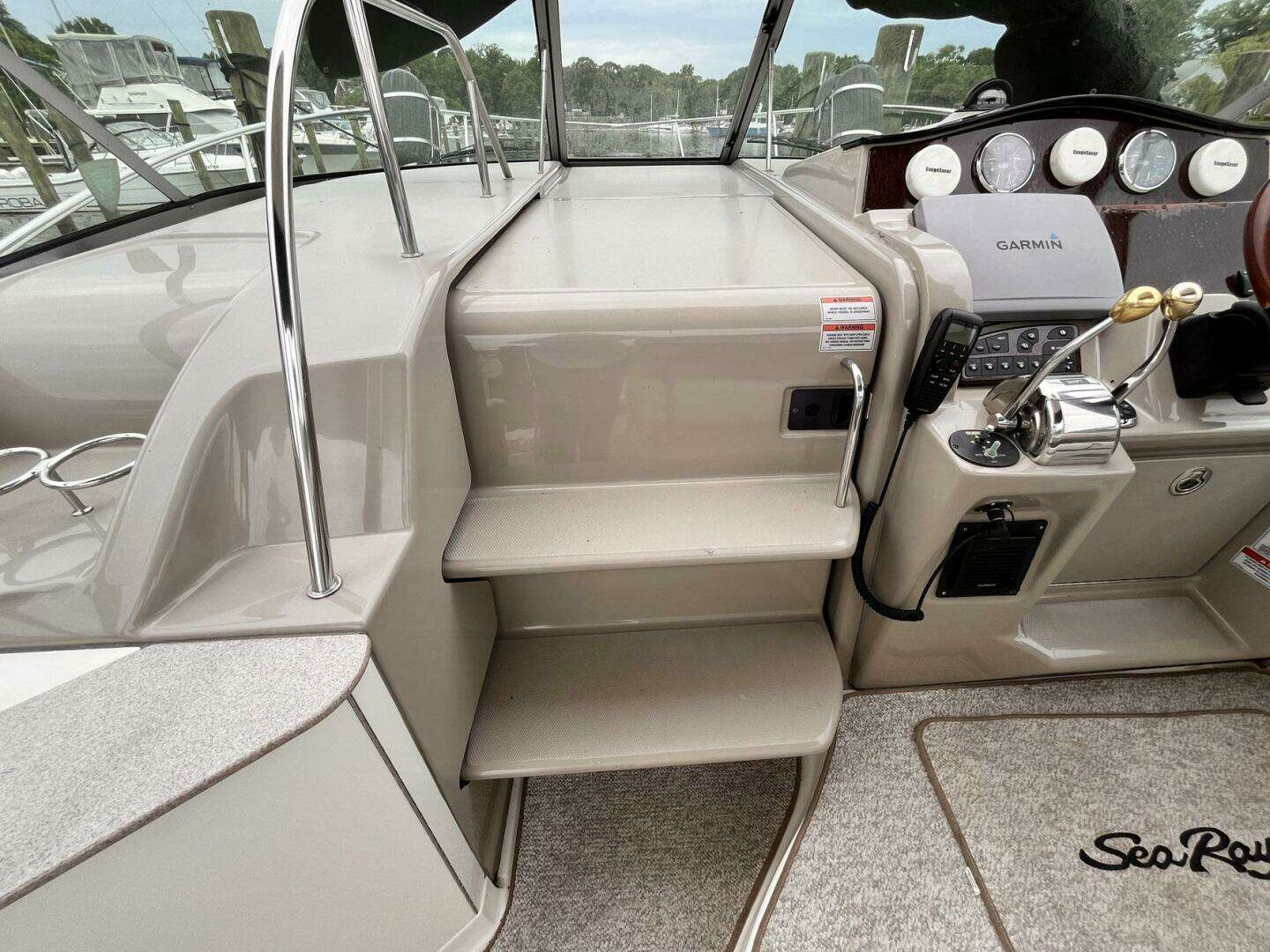 2007 Sea Ray 310 Sundancer - Image 14