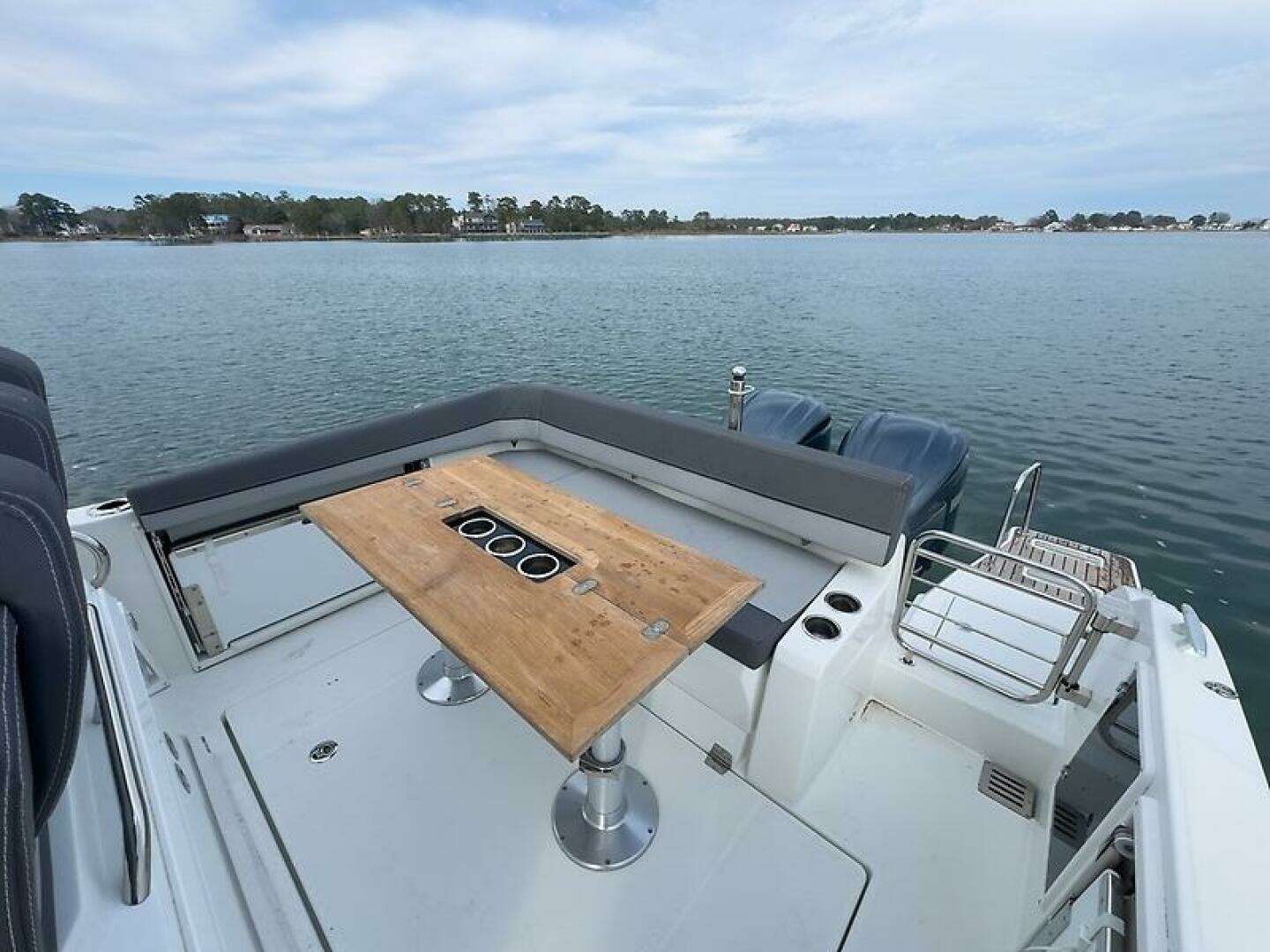 2023 Jeanneau 9.0 CC - Image 9