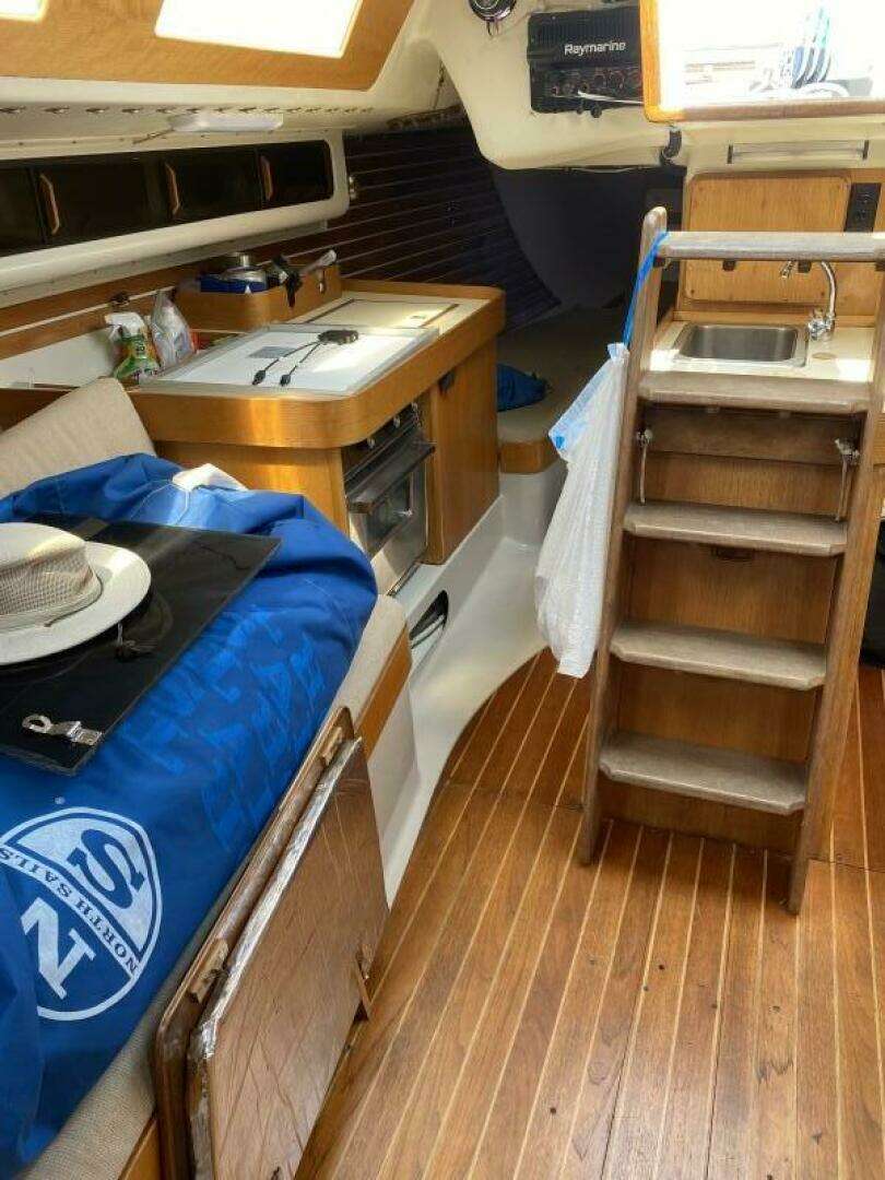 1986 Express 37 - Image 46