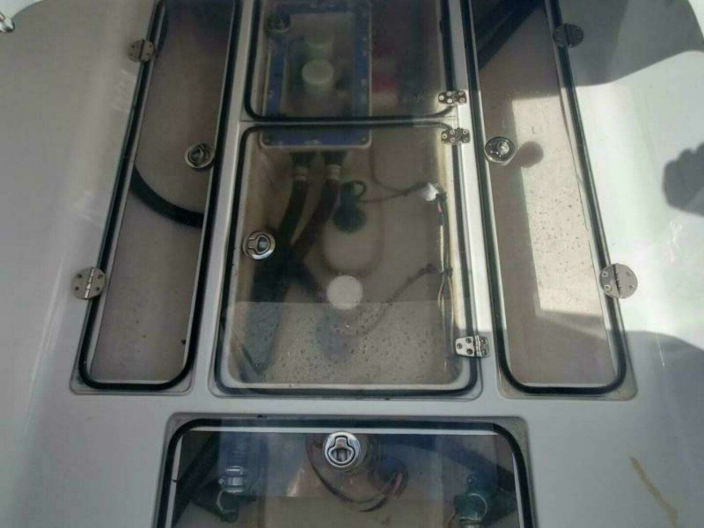 2014 Bahama 41 FS - Image 17