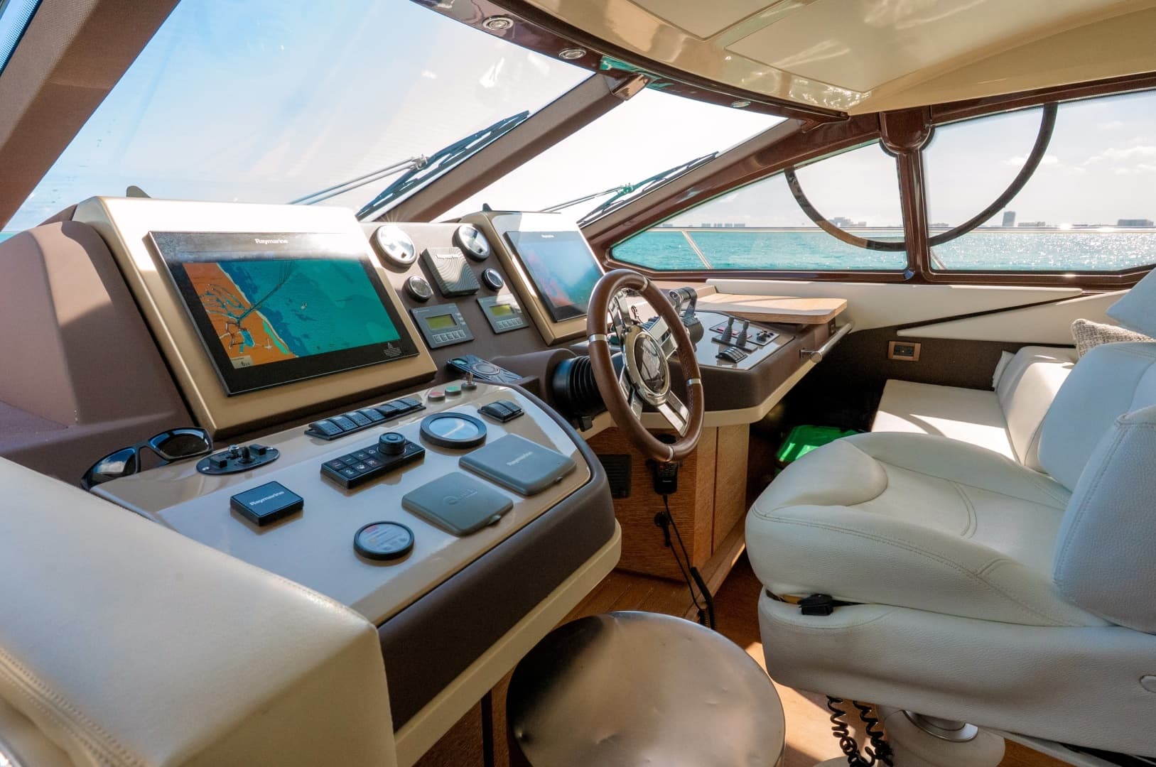 2011 Azimut 58 Fly - Image 27