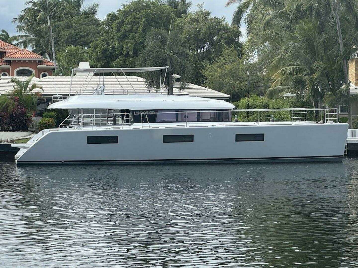 2015 Lagoon — - Image 22