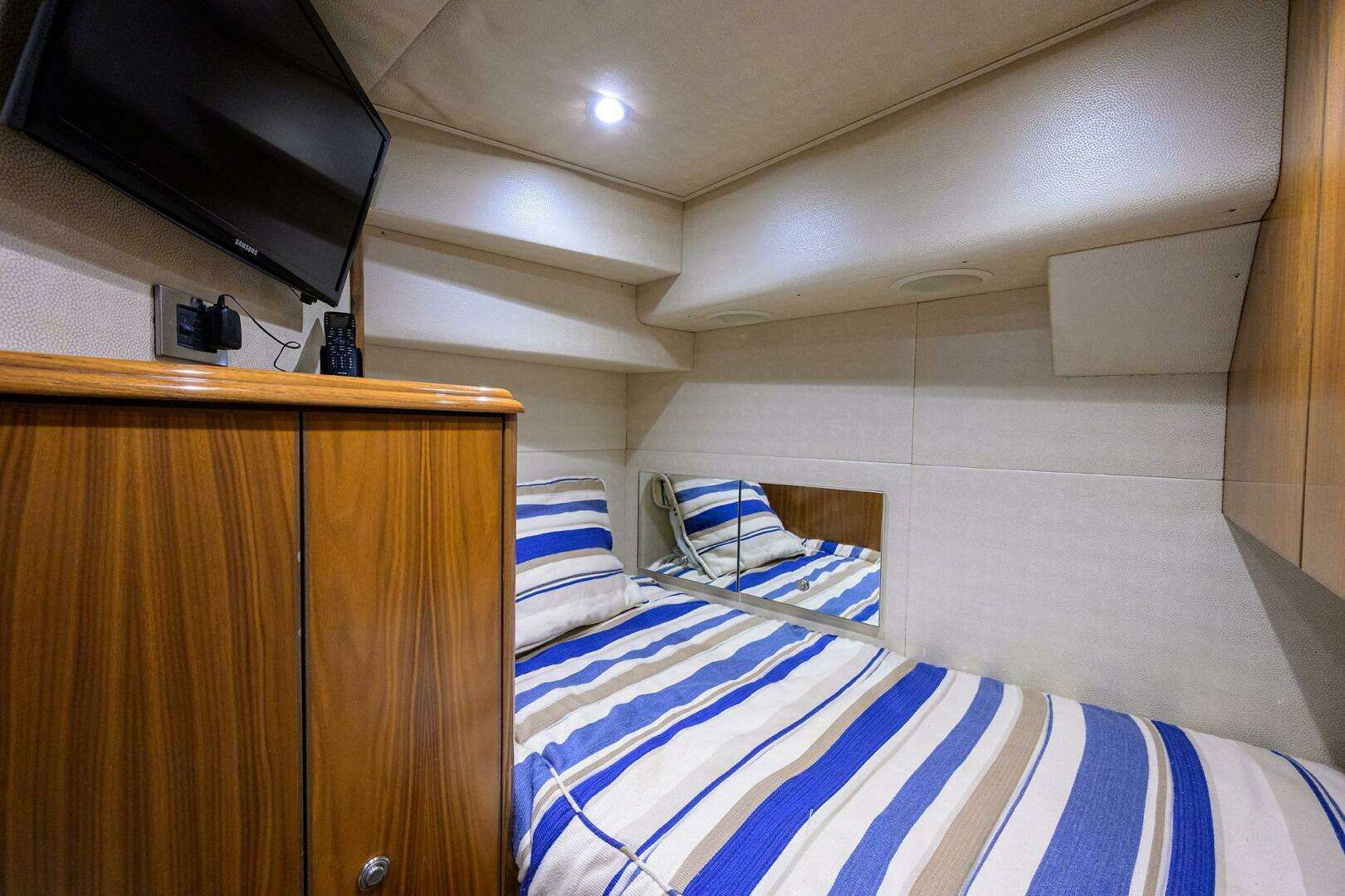 2017 Viking 92 Enclosed Bridge - Image 76
