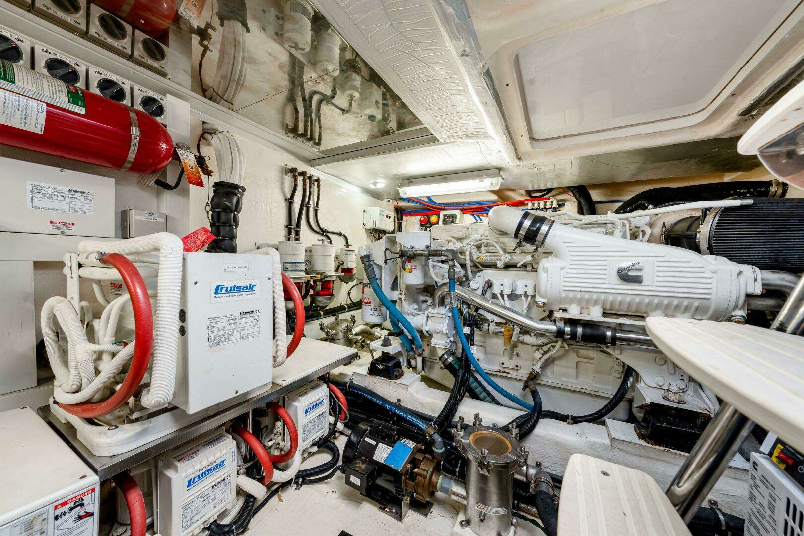 2016 Riviera 5000 Sport Yacht - Image 80