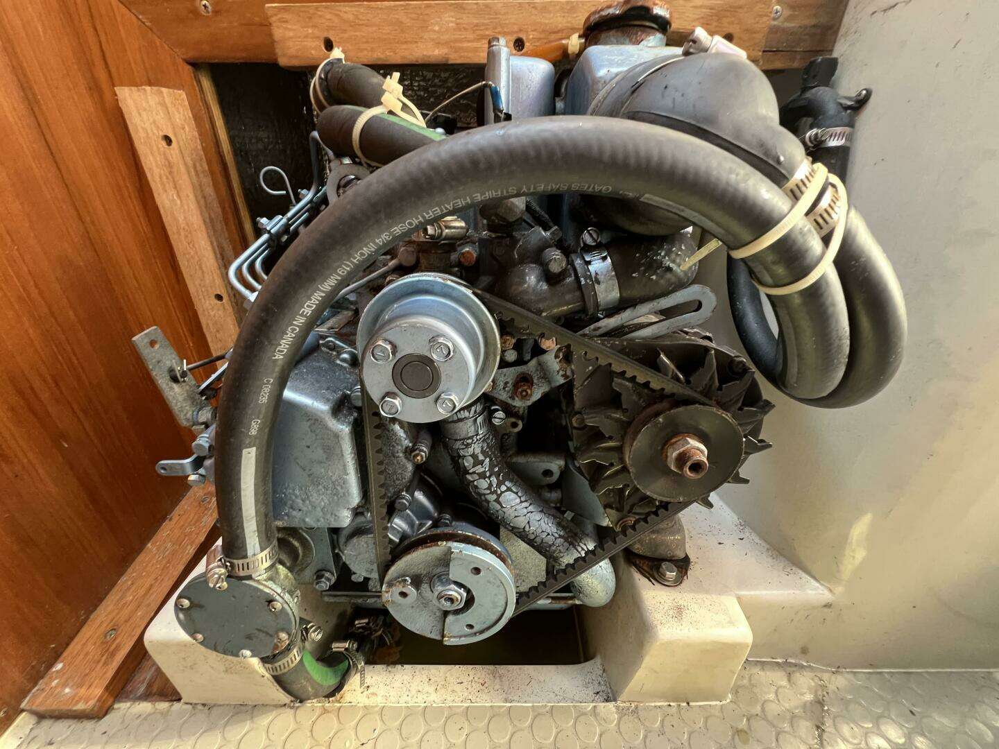 1994 Catalina 320 - Image 54