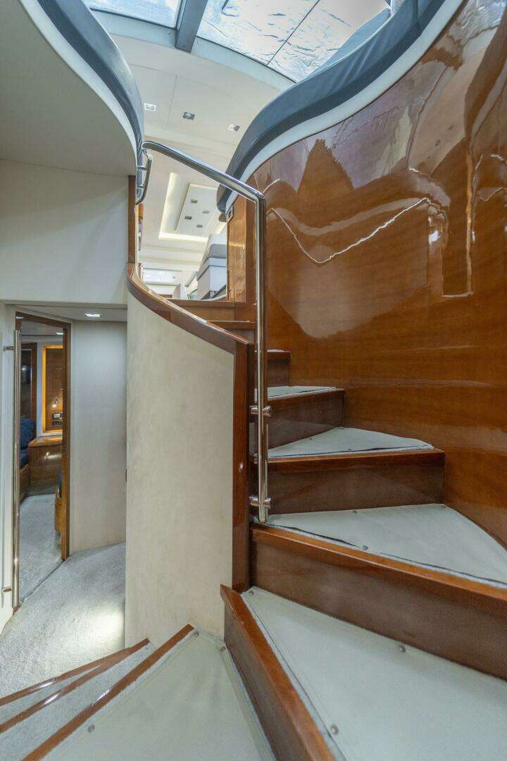 2008 Azimut 75 - Image 104