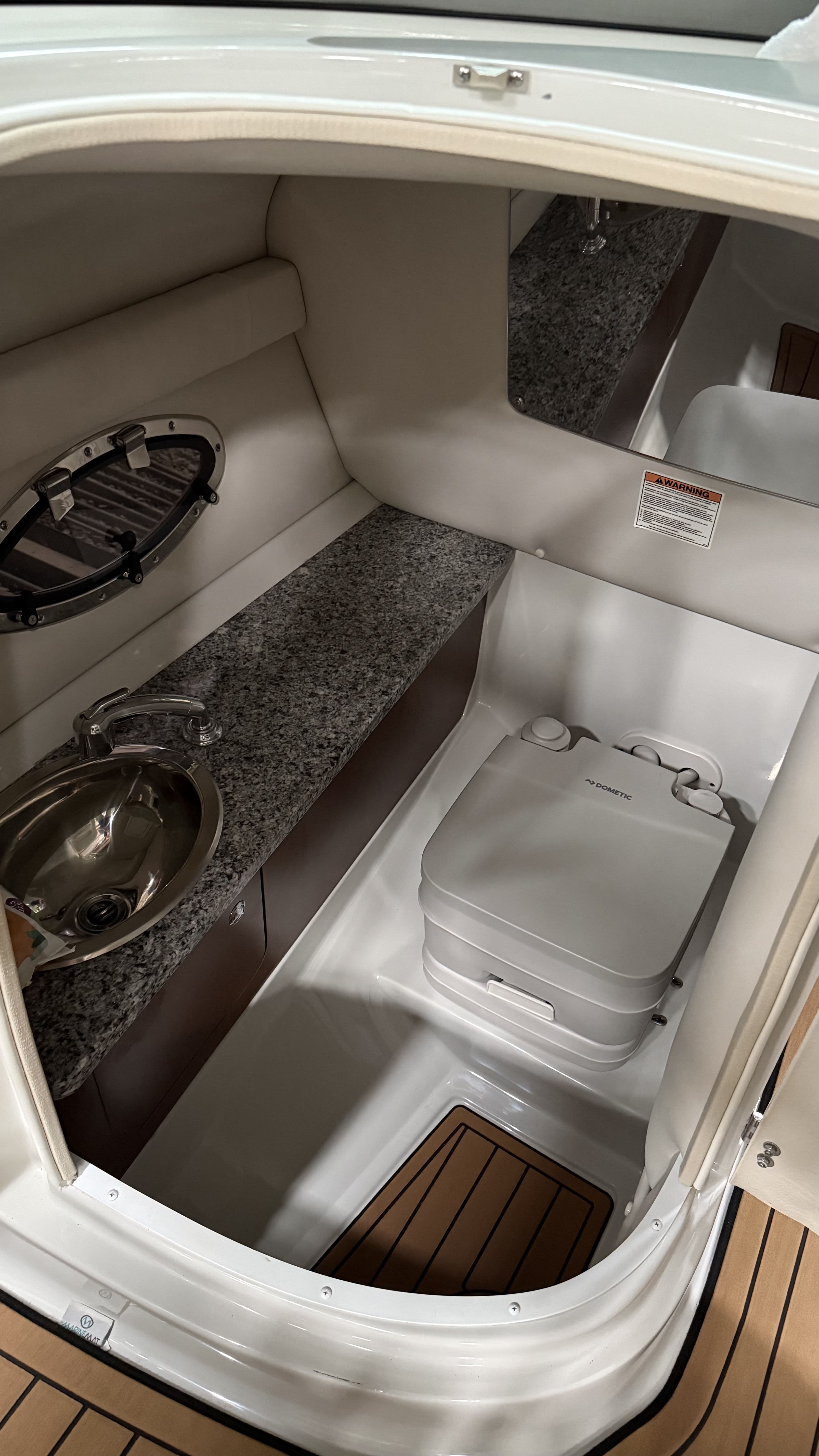 2022 Crownline Eclipse E255 XS - 3