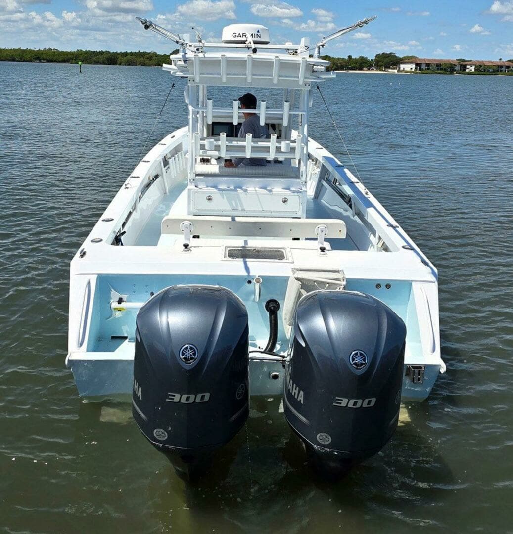 2012 Contender Custom 33 Center Console - Image 30