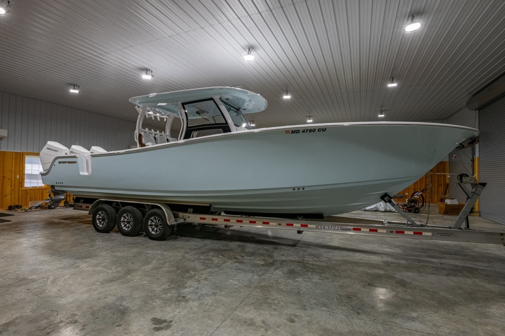 2023 Sportsman Open 352 Center Console - Image 15