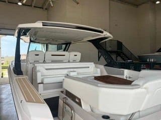 2026 TIARA YACHTS 43 LS - Image 5