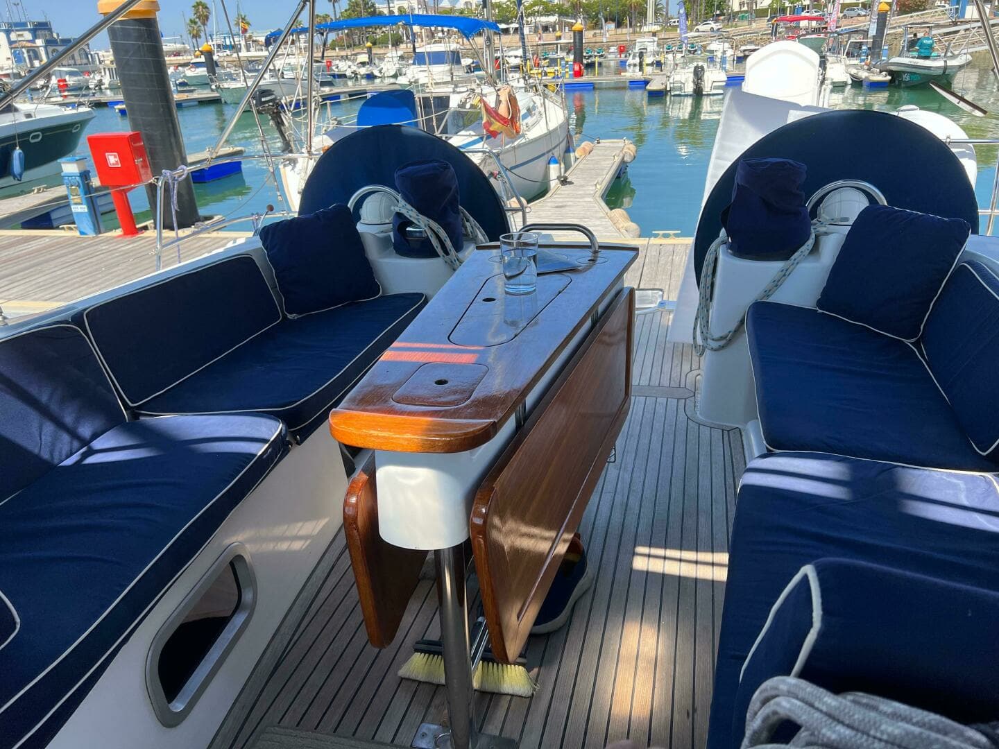 2005 Beneteau Oceanis Clipper 523 - Image 7