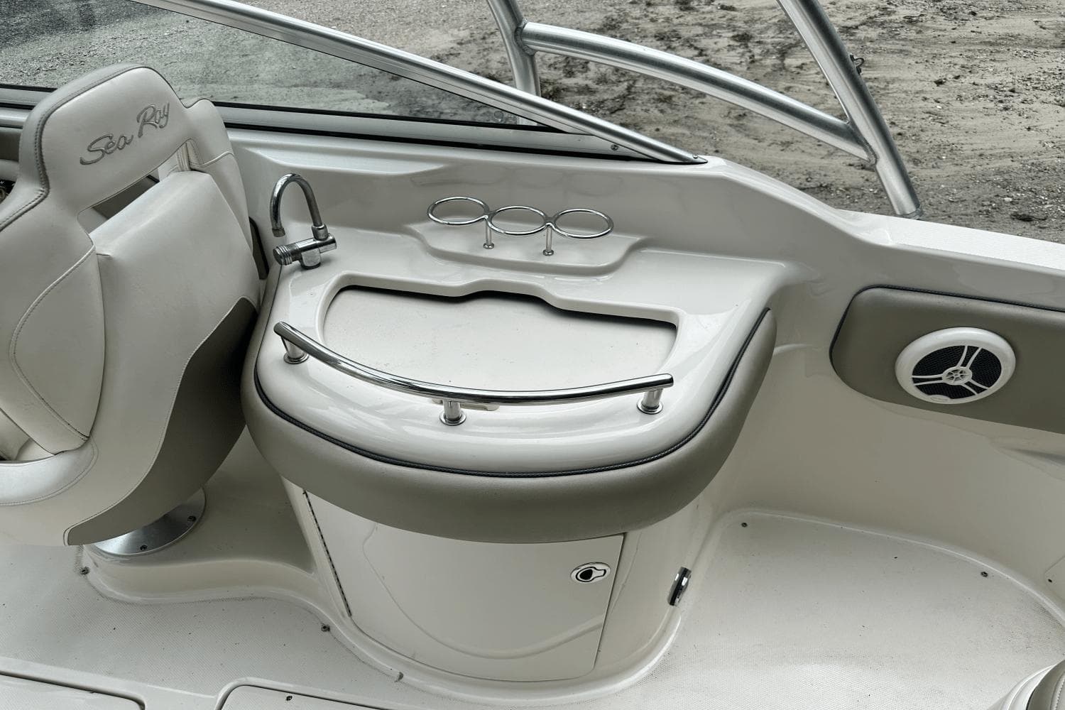 2007 Sea Ray 270 Sundeck - 12