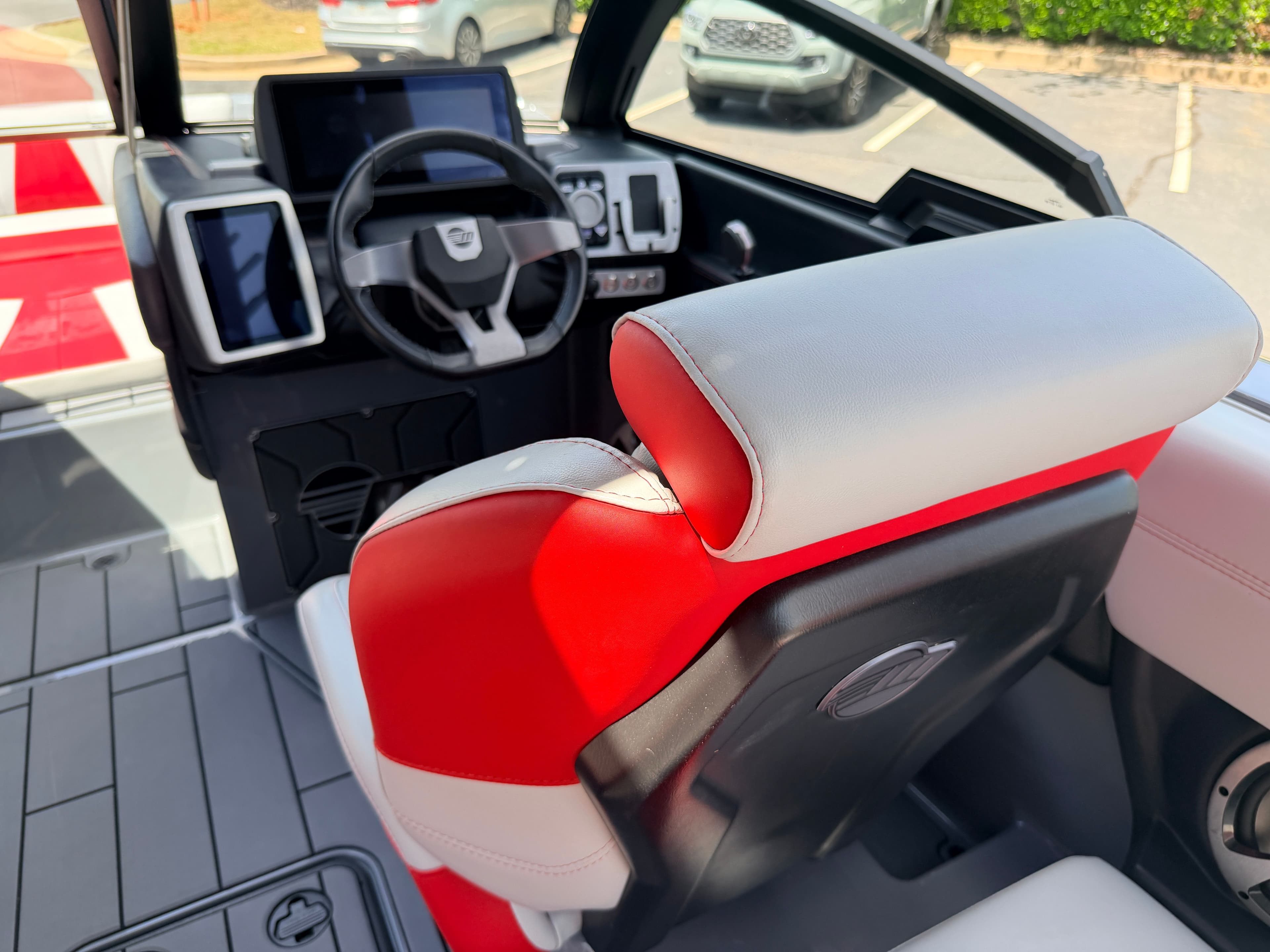 2020 MALIBU 23 MXZ - Image 11