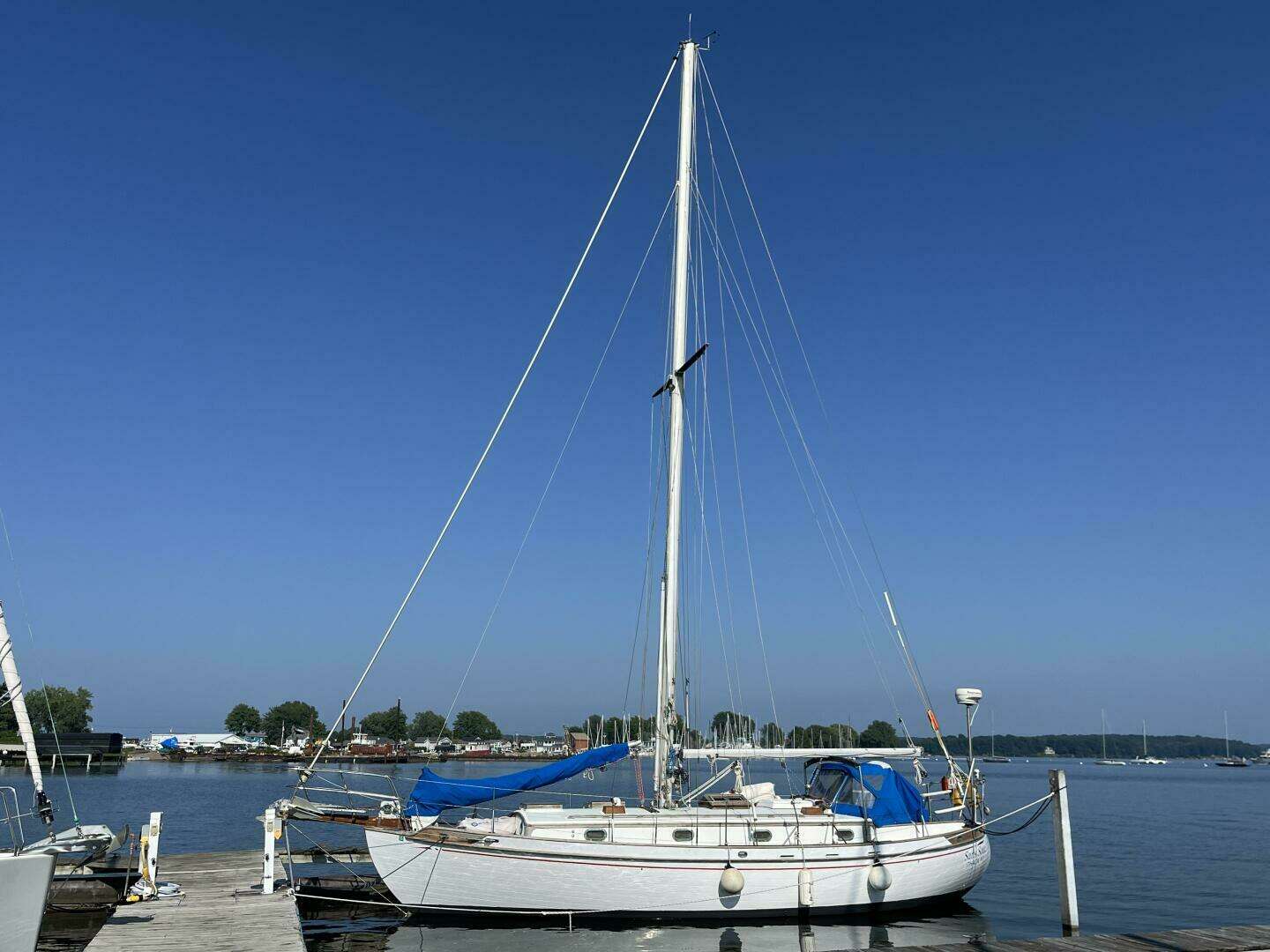 1982 Tayana Tayana 37 - Image 2