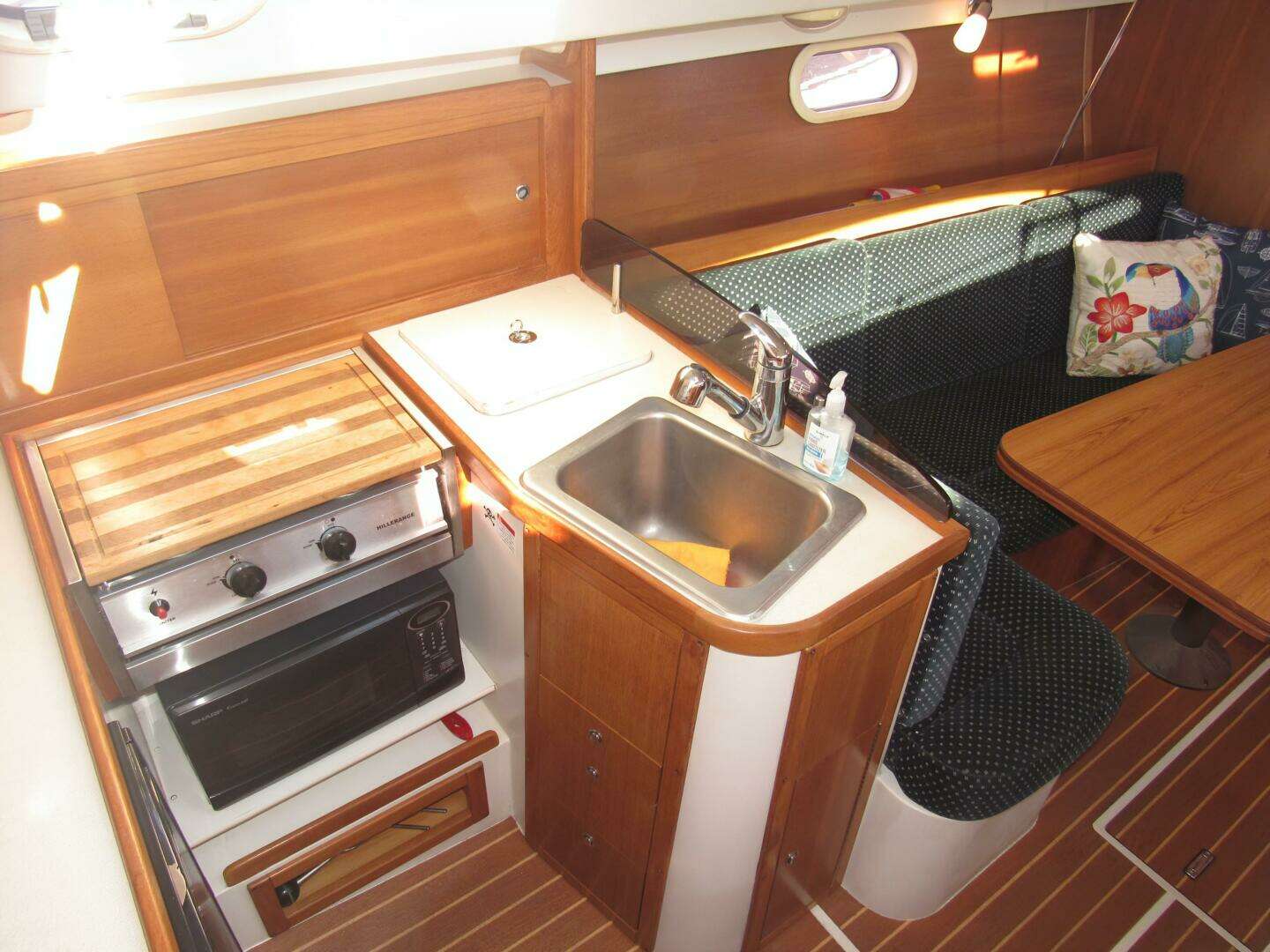 2007 Catalina 309 - Image 8