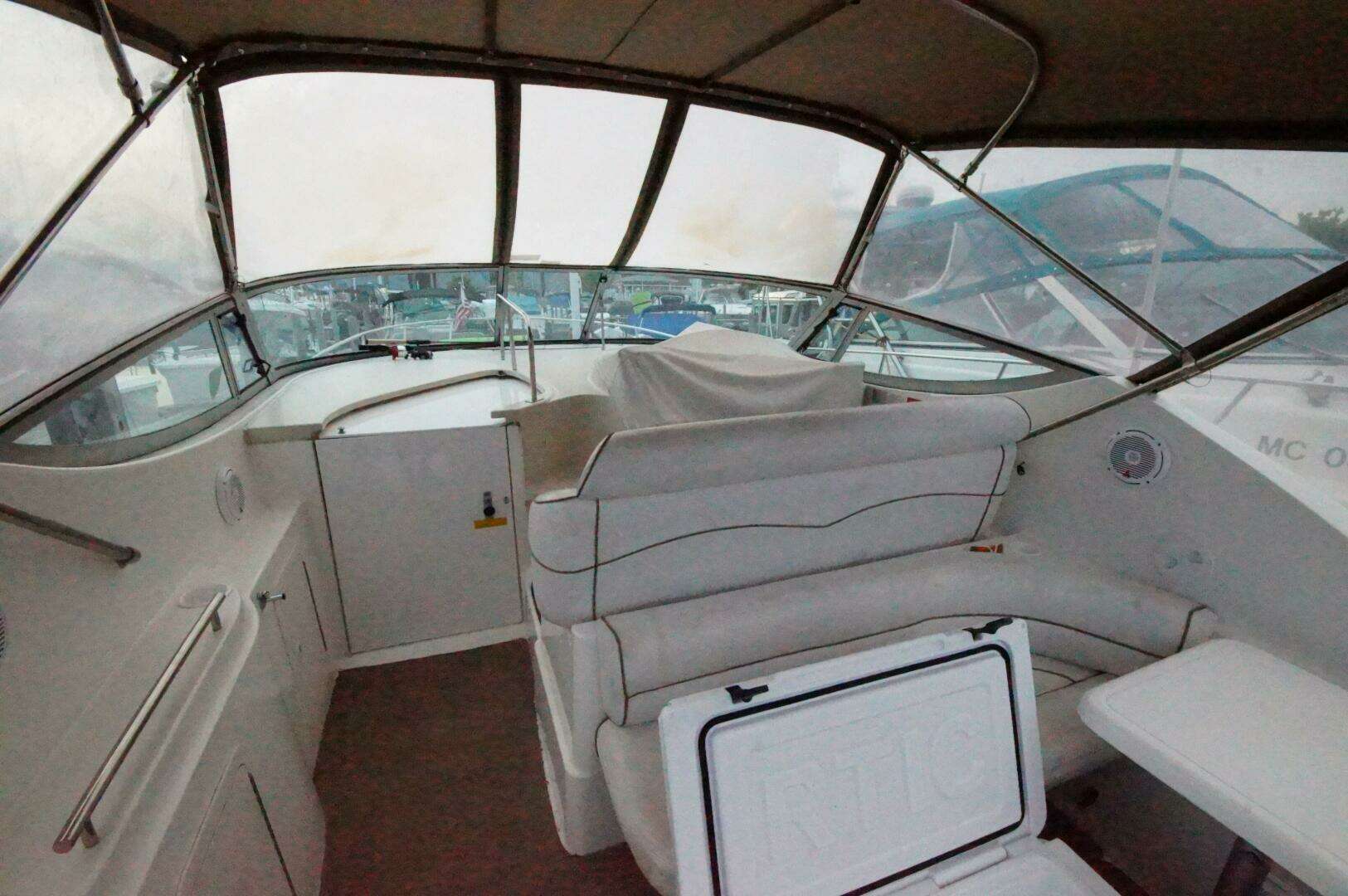 1997 Cruisers Yachts 3075 - Image 5