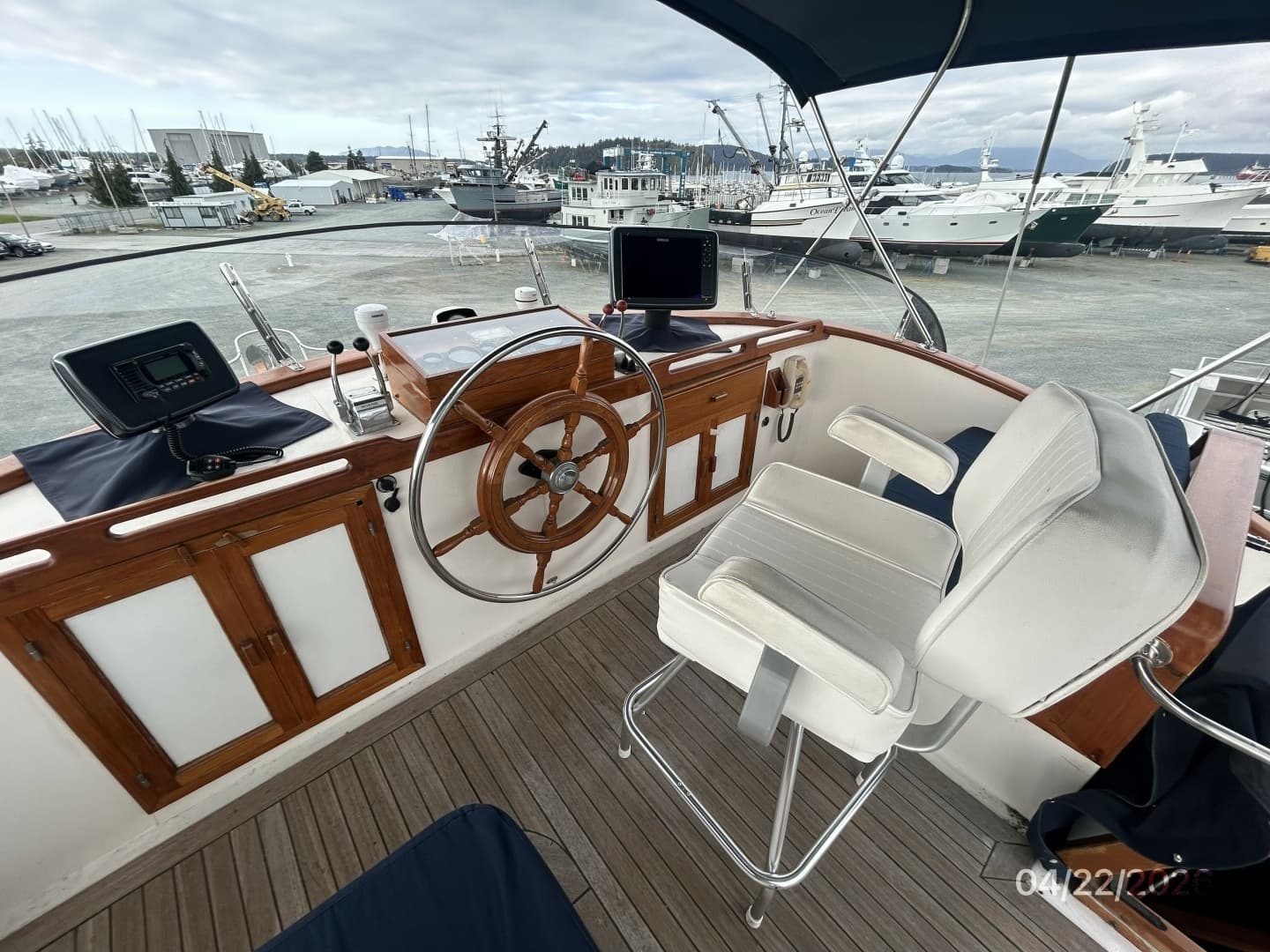 1984 DeFever Raised Pilothouse - Image 28