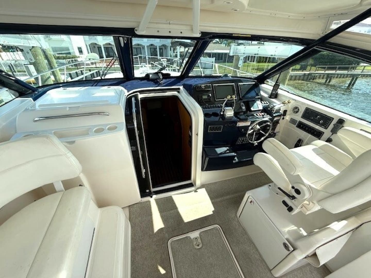 2007 Tiara Yachts 4200 Open - Image 39