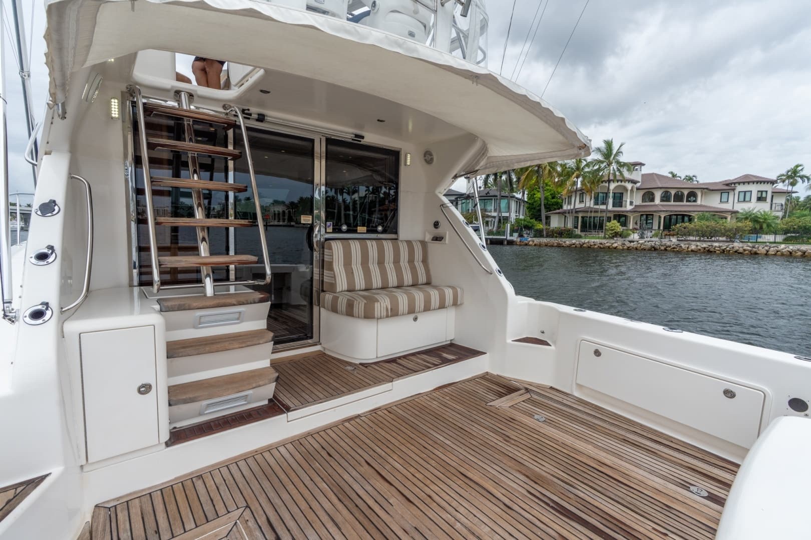 2011 Riviera 43 Open Flybridge - Image 21