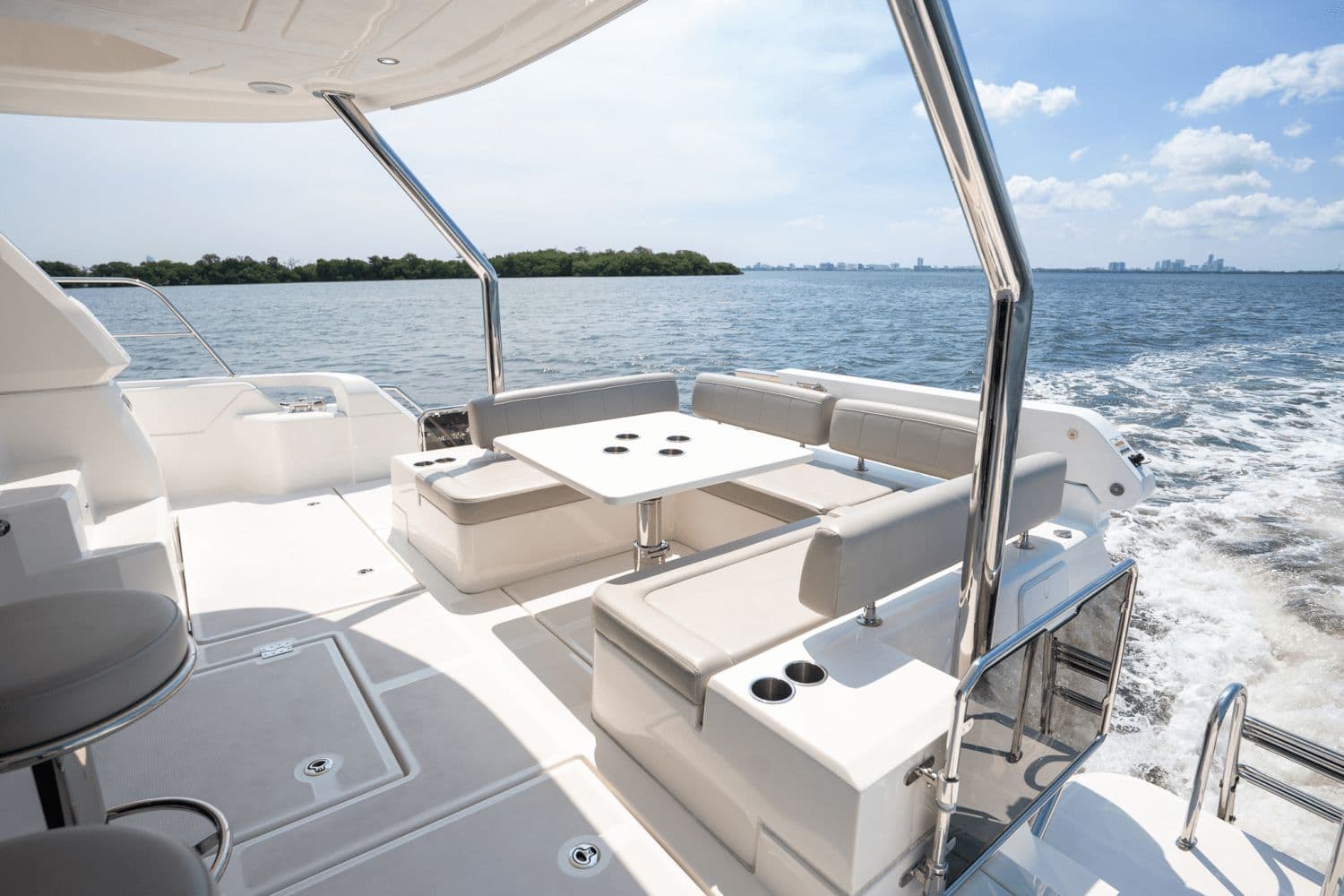 2024 Aquila 44 Yacht - 41