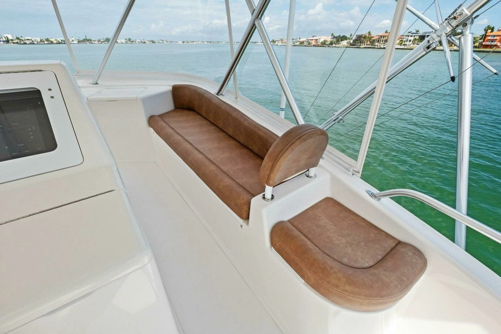 2006 Viking 56 Convertible - Image 51