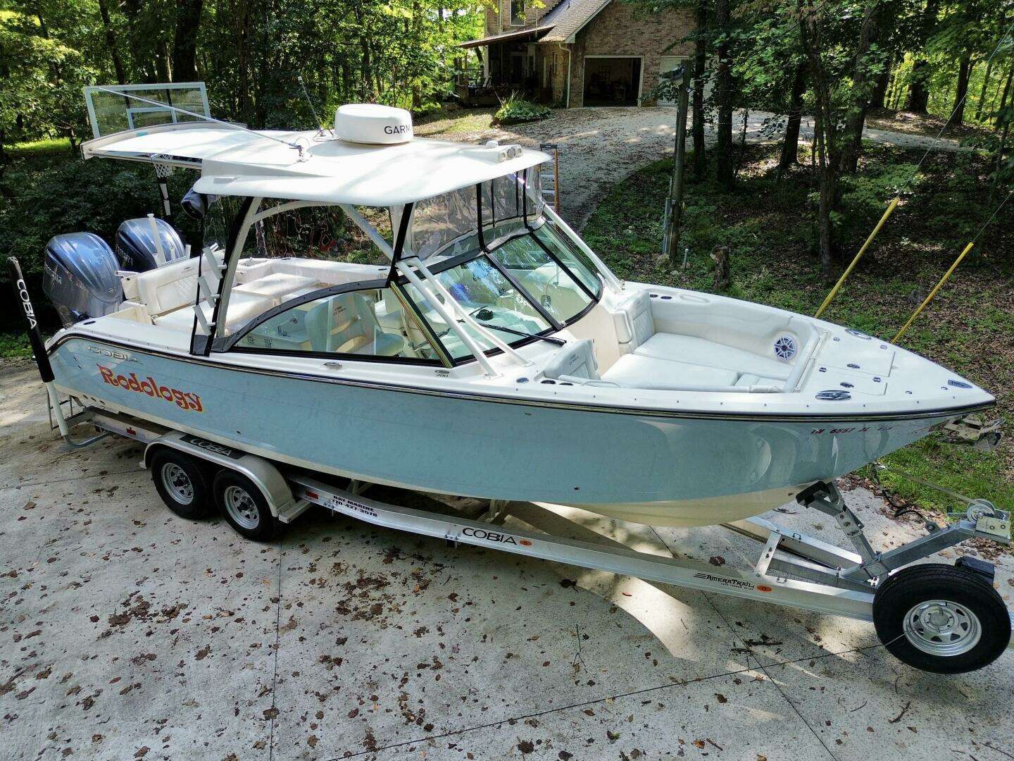 2022 Cobia 280 DC - Image 21