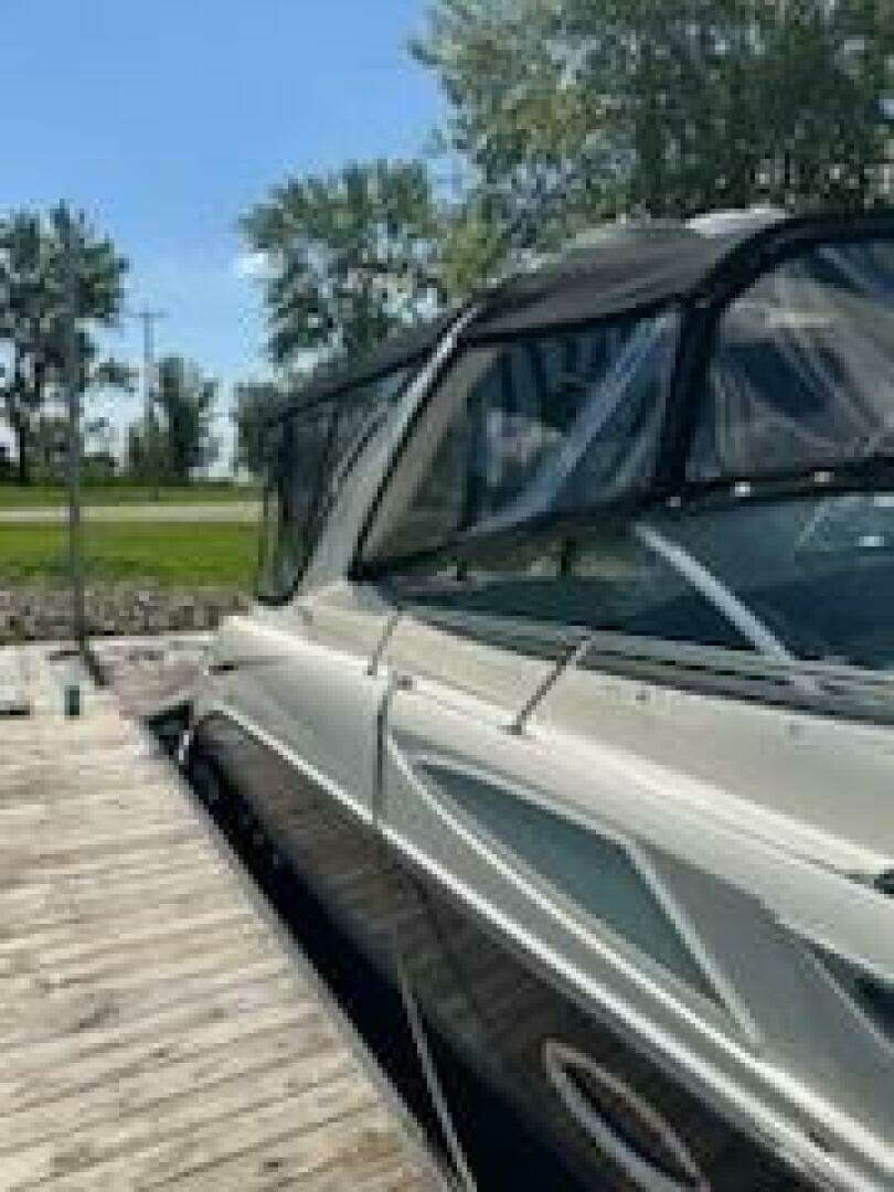 2008 Bayliner 320 - Image 18