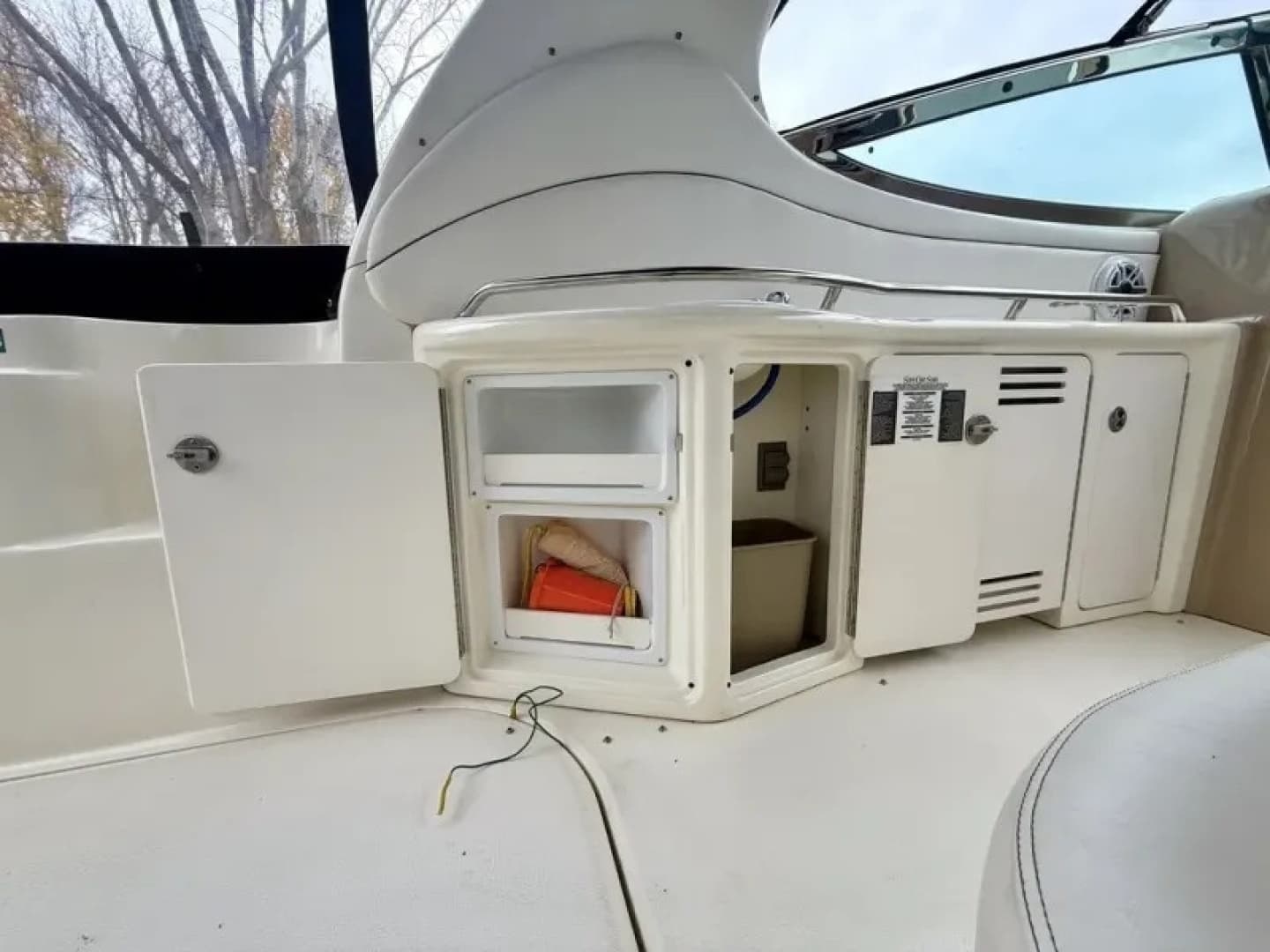 2004 Sea Ray 360 SUNDANCER - Image 24