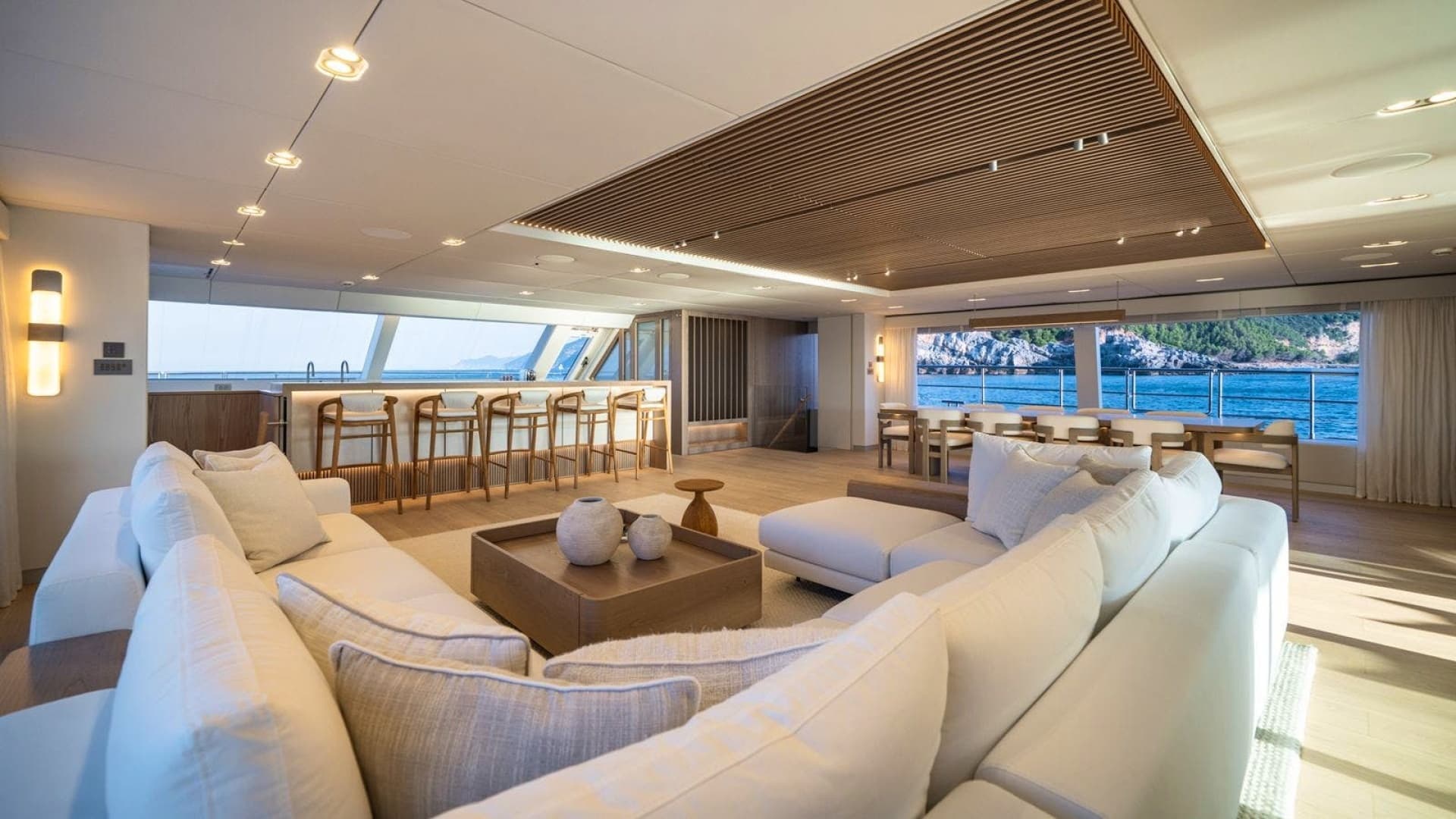 2025 SUNREEF YACHTS Sunreef 100 Power - Image 25