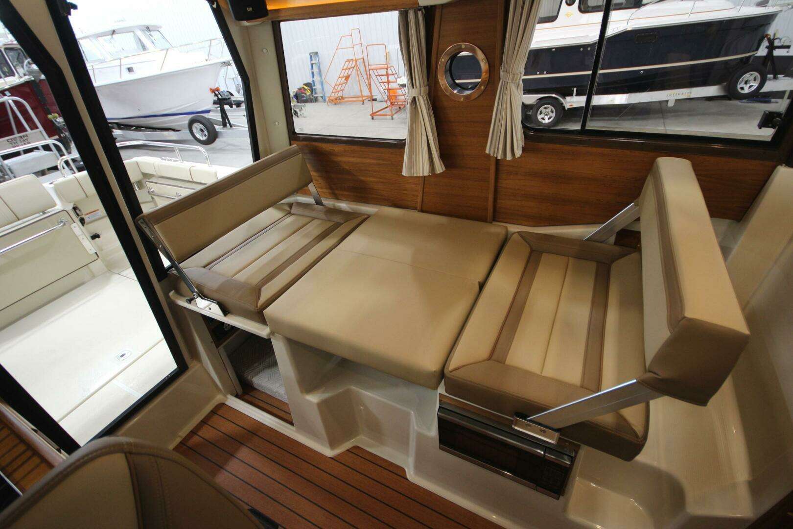 2026 Ranger Tugs R-23 Luxury Edition - Image 39