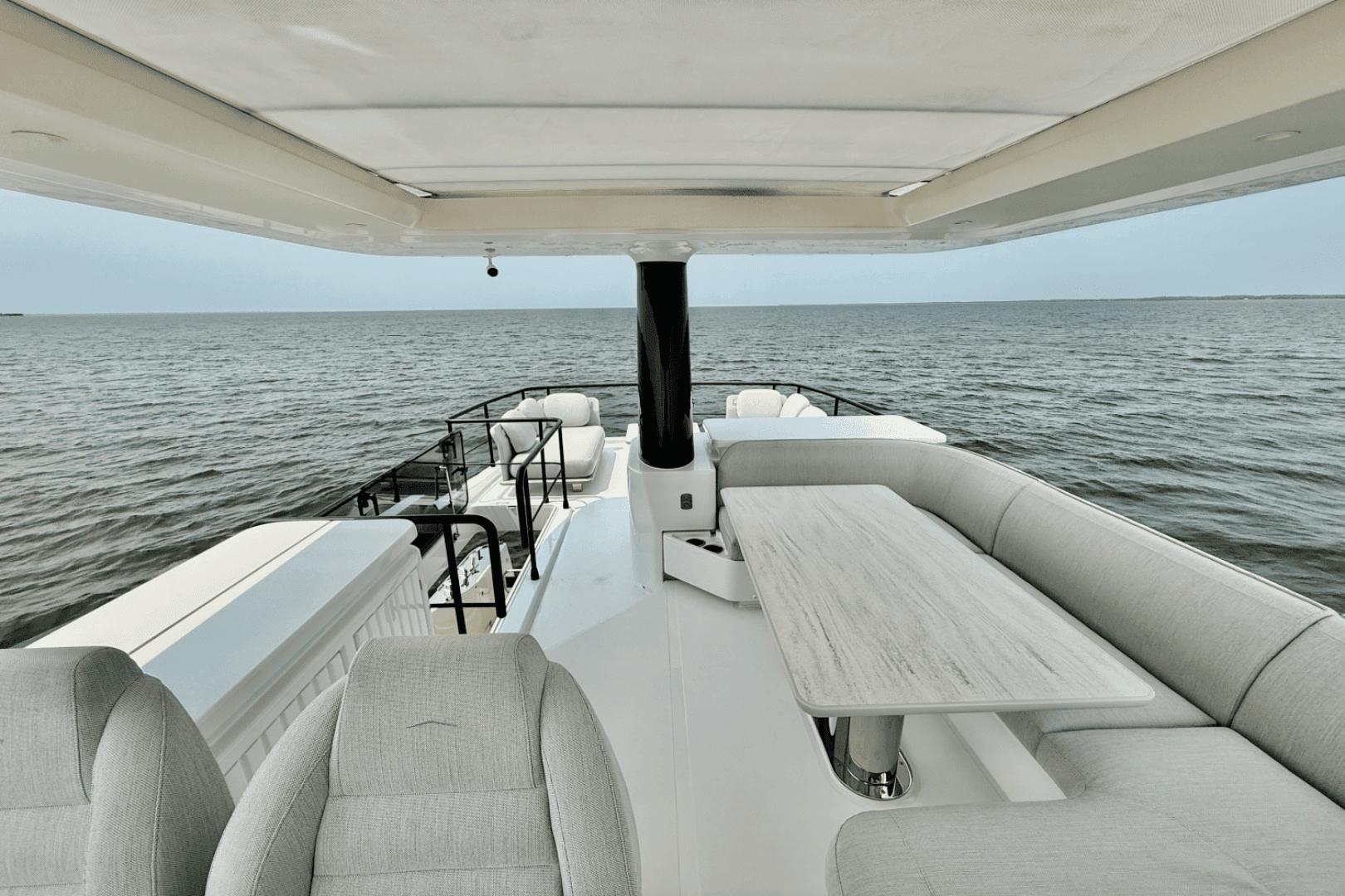 2026 Azimut Magellano 60 - Image 85