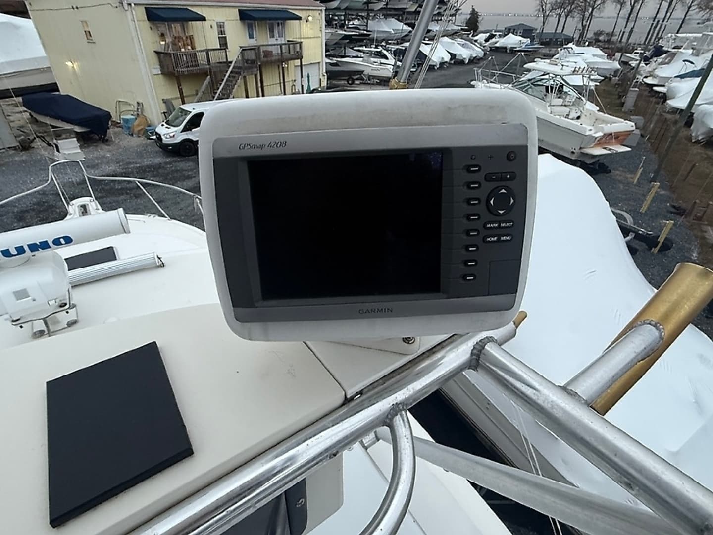 2003 Pursuit — - Image 28