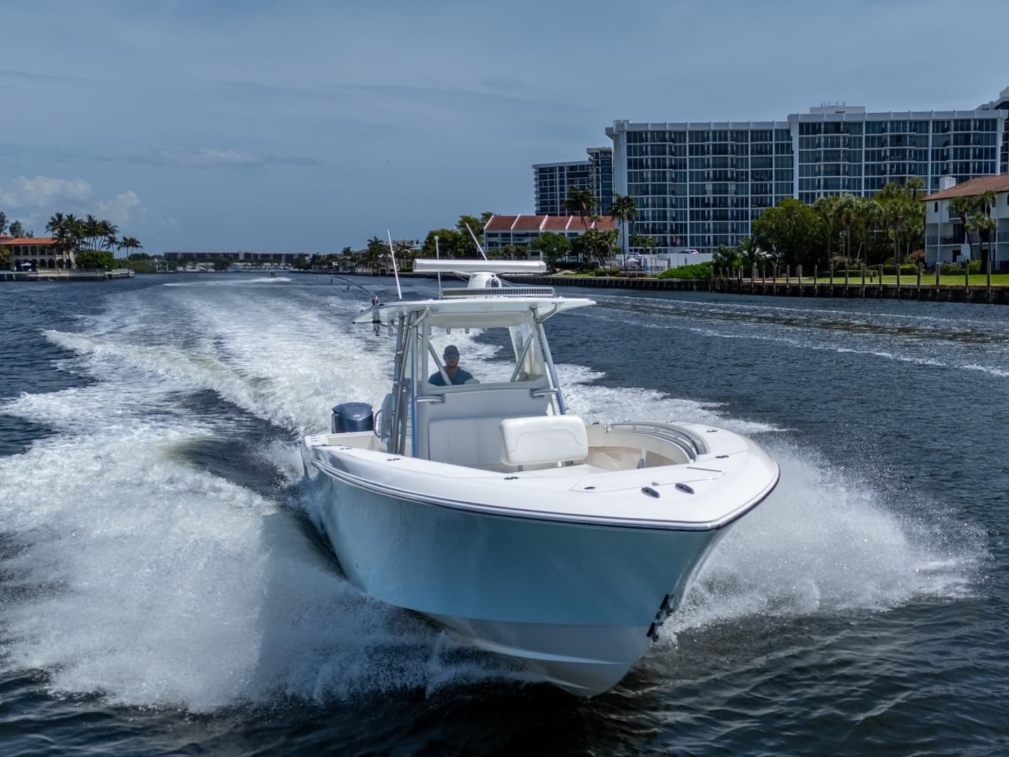 2017 Invincible 39 Open Fisherman - Image 5