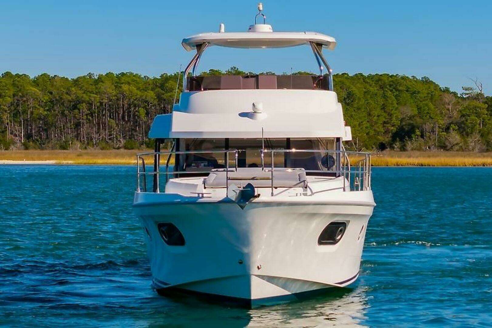 2022 Beneteau Swift Trawler - Image 4