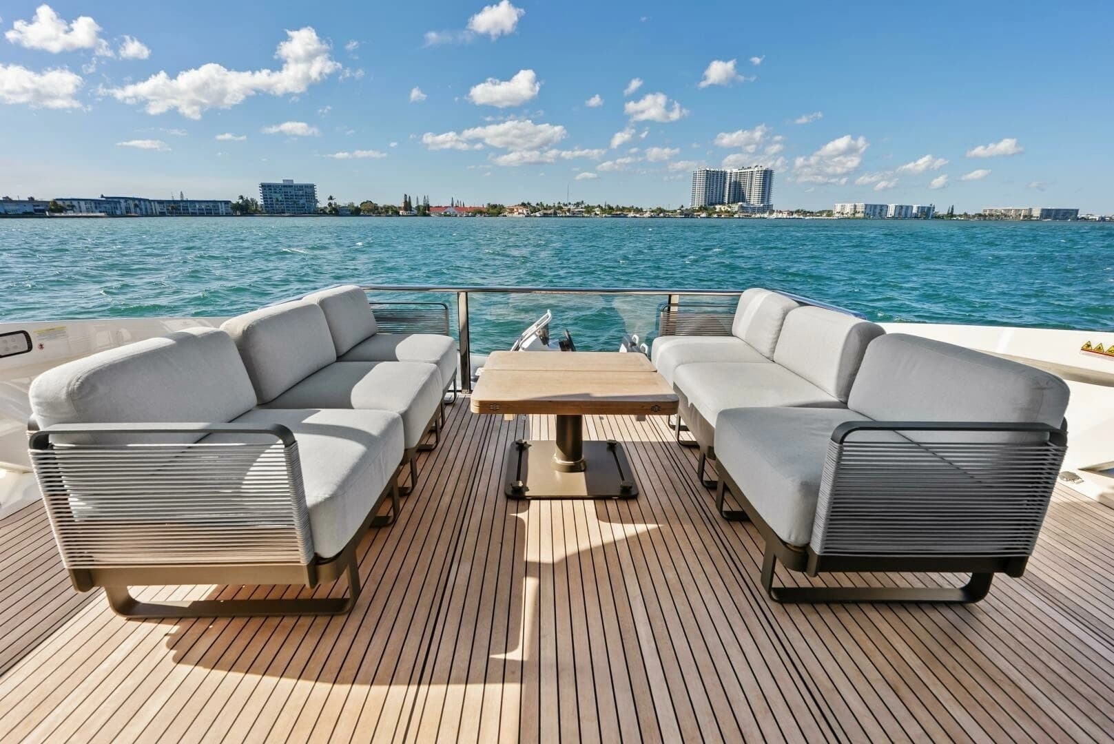 2025 Absolute 75 Navetta - Image 74